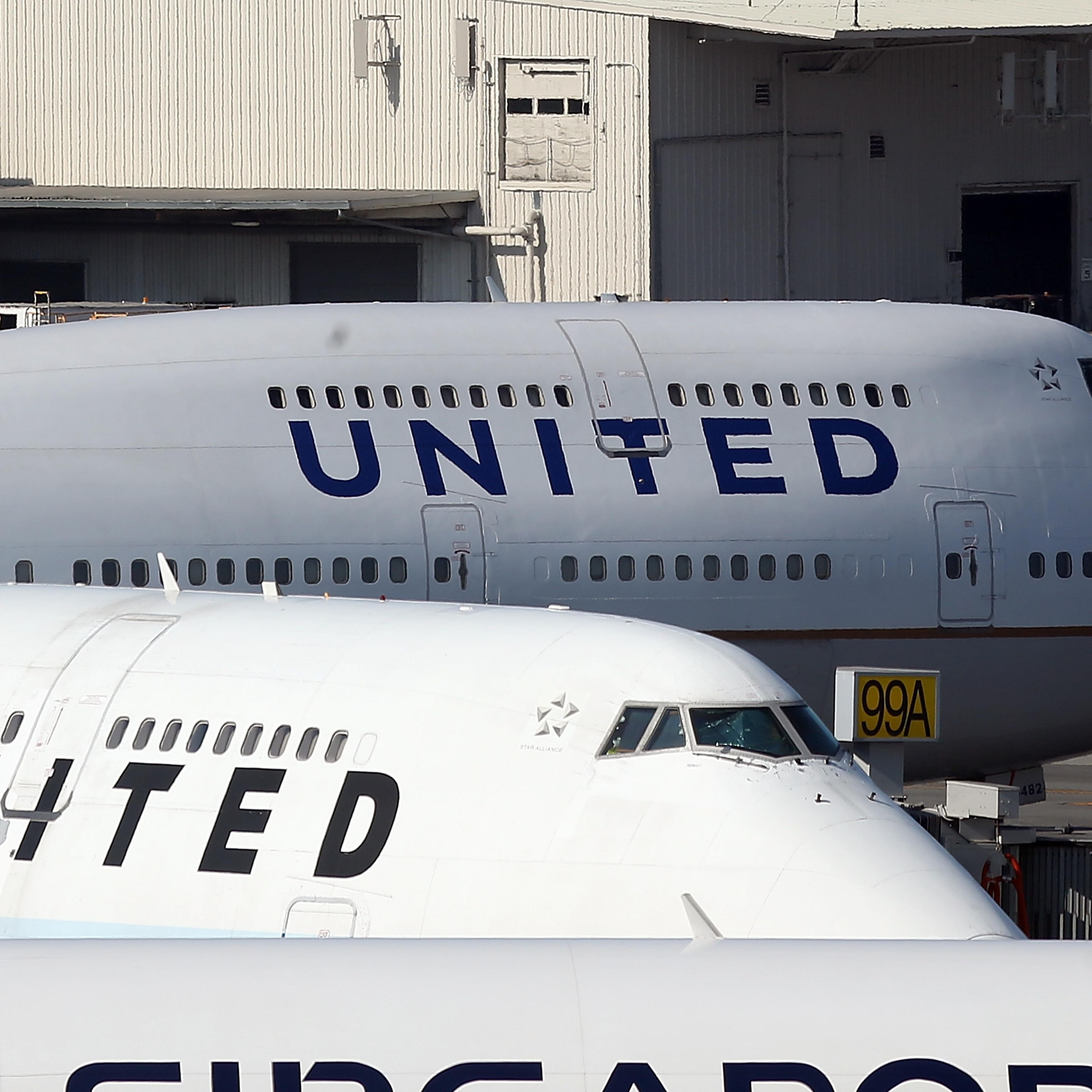 United Airlines Reports Quarterly Profit Of 140 Million