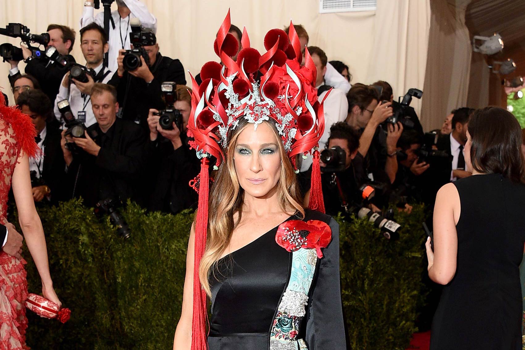 Sarah Jessica Parker attends the "China: Through The Looking Glass" Costume Institute Benefit Gala at the Metropolitan Museum of Art on May 4, 2015 in New York.