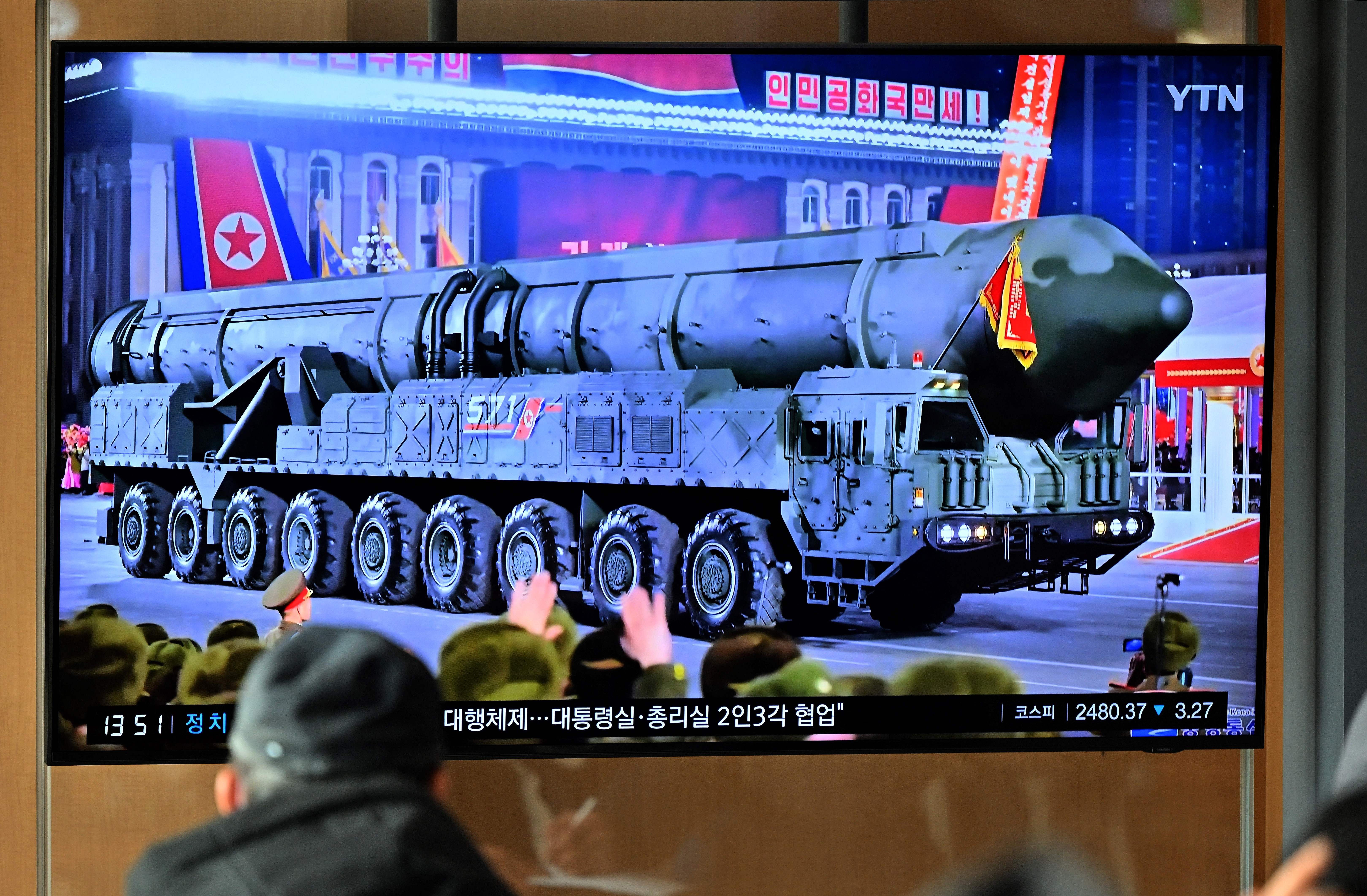 SKOREA-NKOREA-MILITARY-PARADE