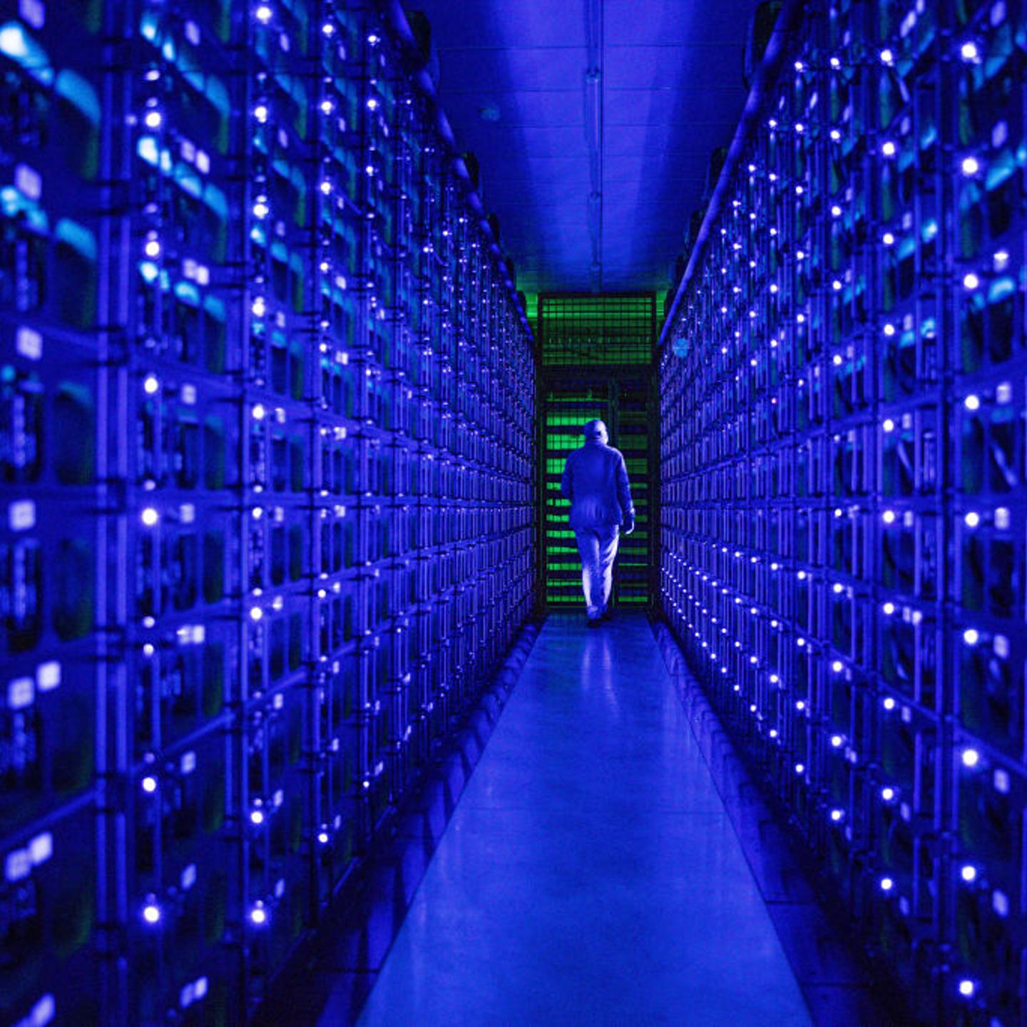 Mining rigs mine the Ethereum and Zilliqa cryptocurrencies at the Evobits crypto farm in Cluj-Napoca, Romania, on Wednesday, Jan. 22, 2021.