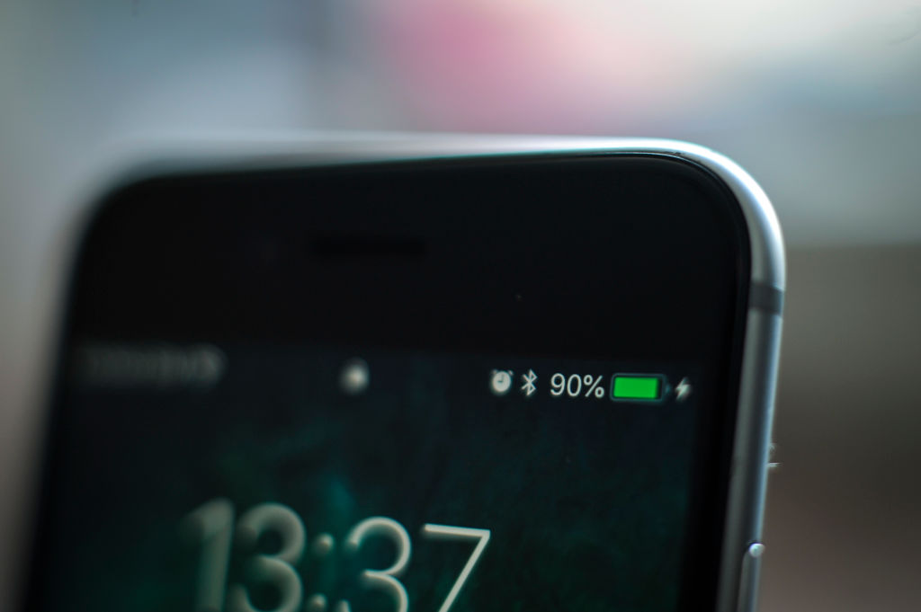 iPhone Contacts App