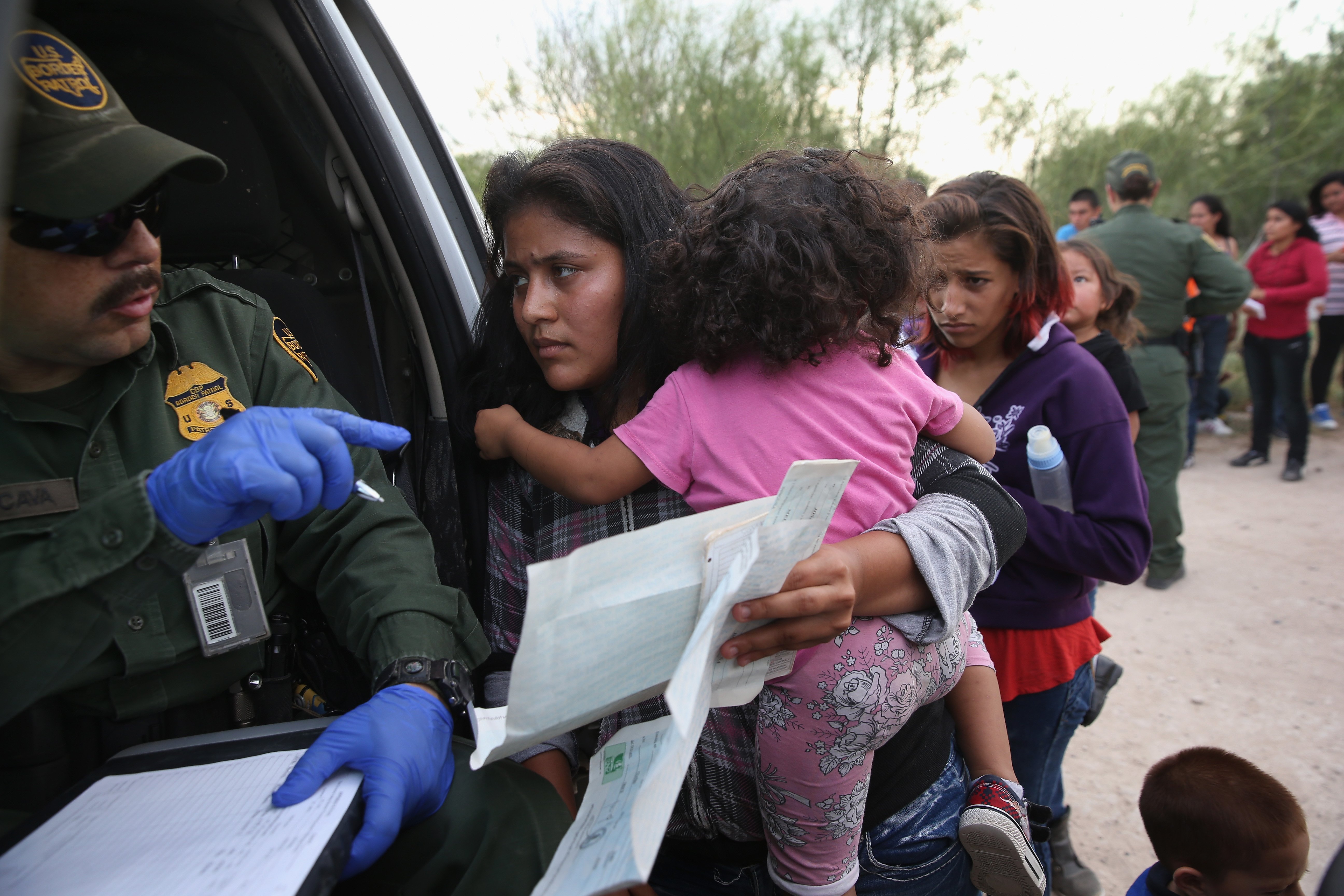 U.S. Agents Take Undocumented Immigrants Into Custody Near Tex-Mex Border