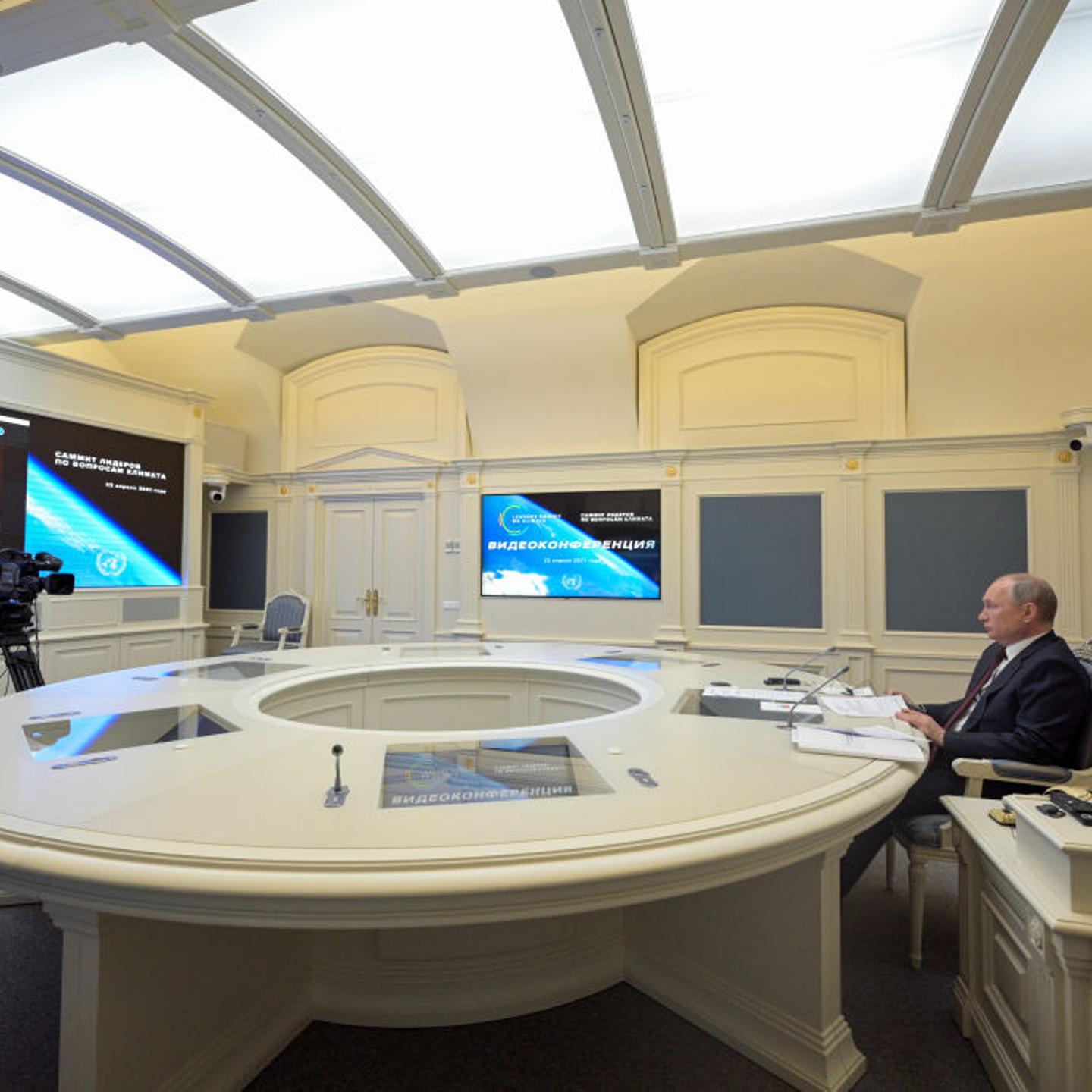 Russian President Putin attends Biden's climate summit