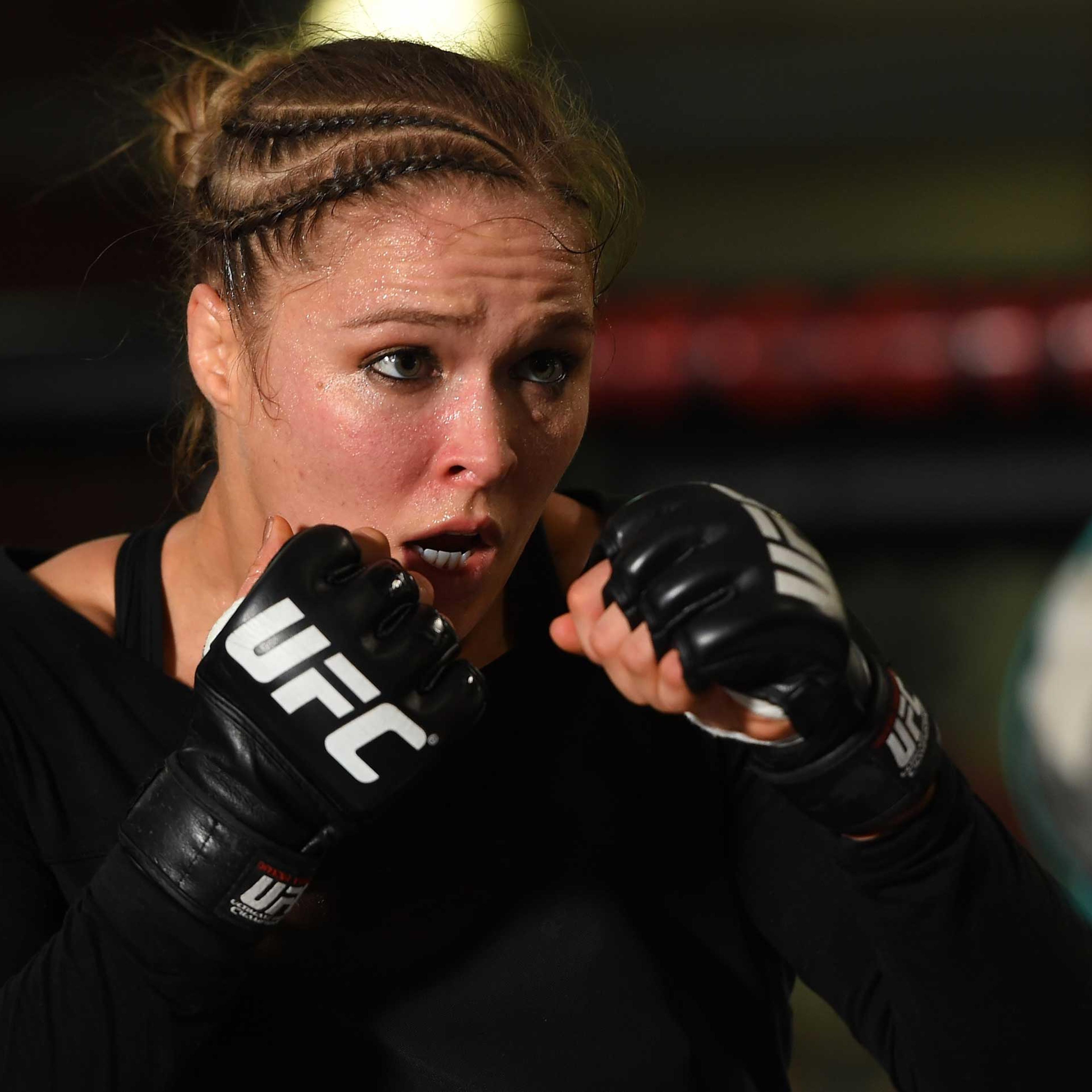 UFC 184 Open Workouts