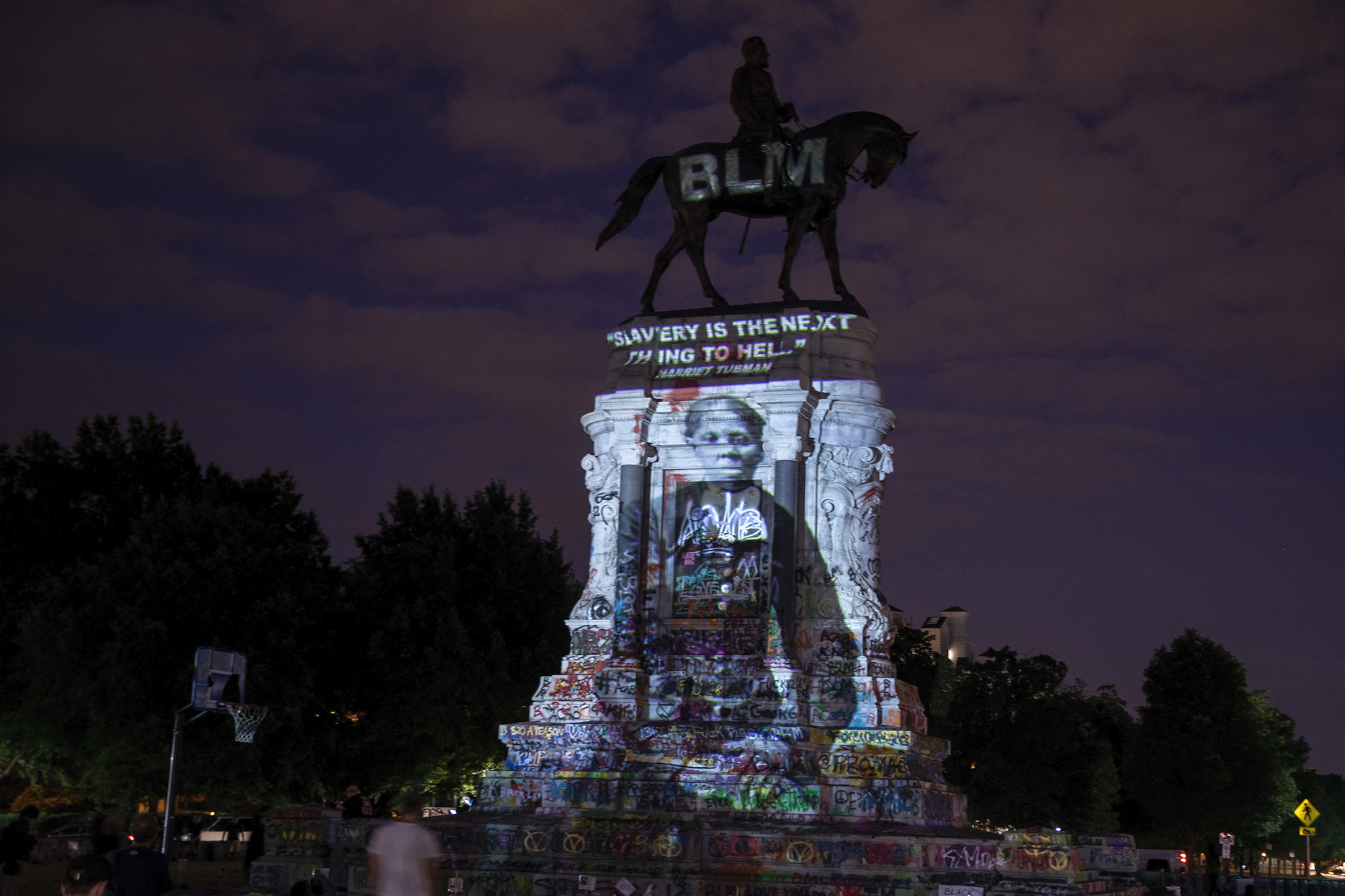 Public Hearing In Richmond Held To Consider Removal Of Robert E. Lee Monument