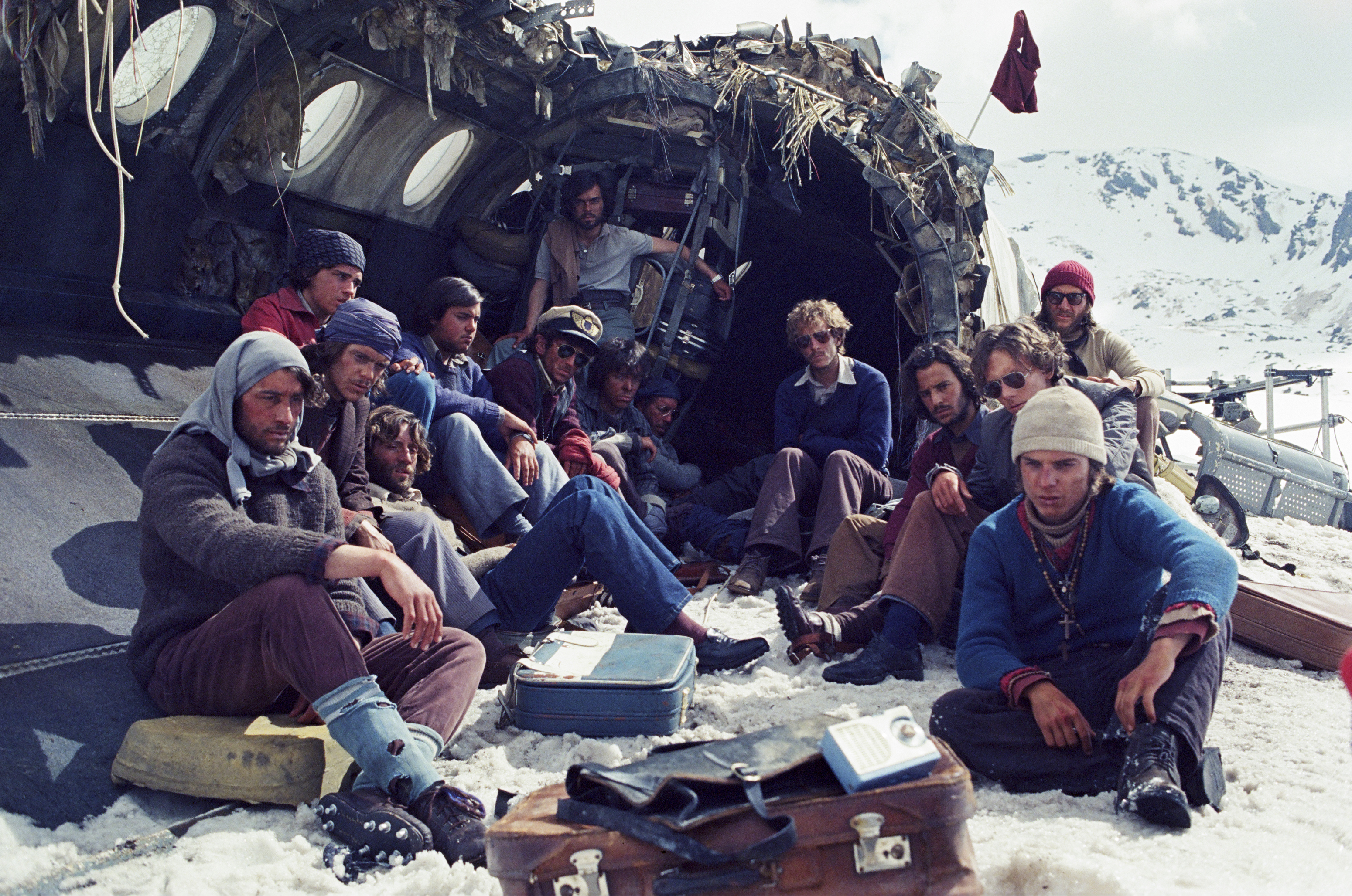 the-true-story-behind-society-of-the-snow