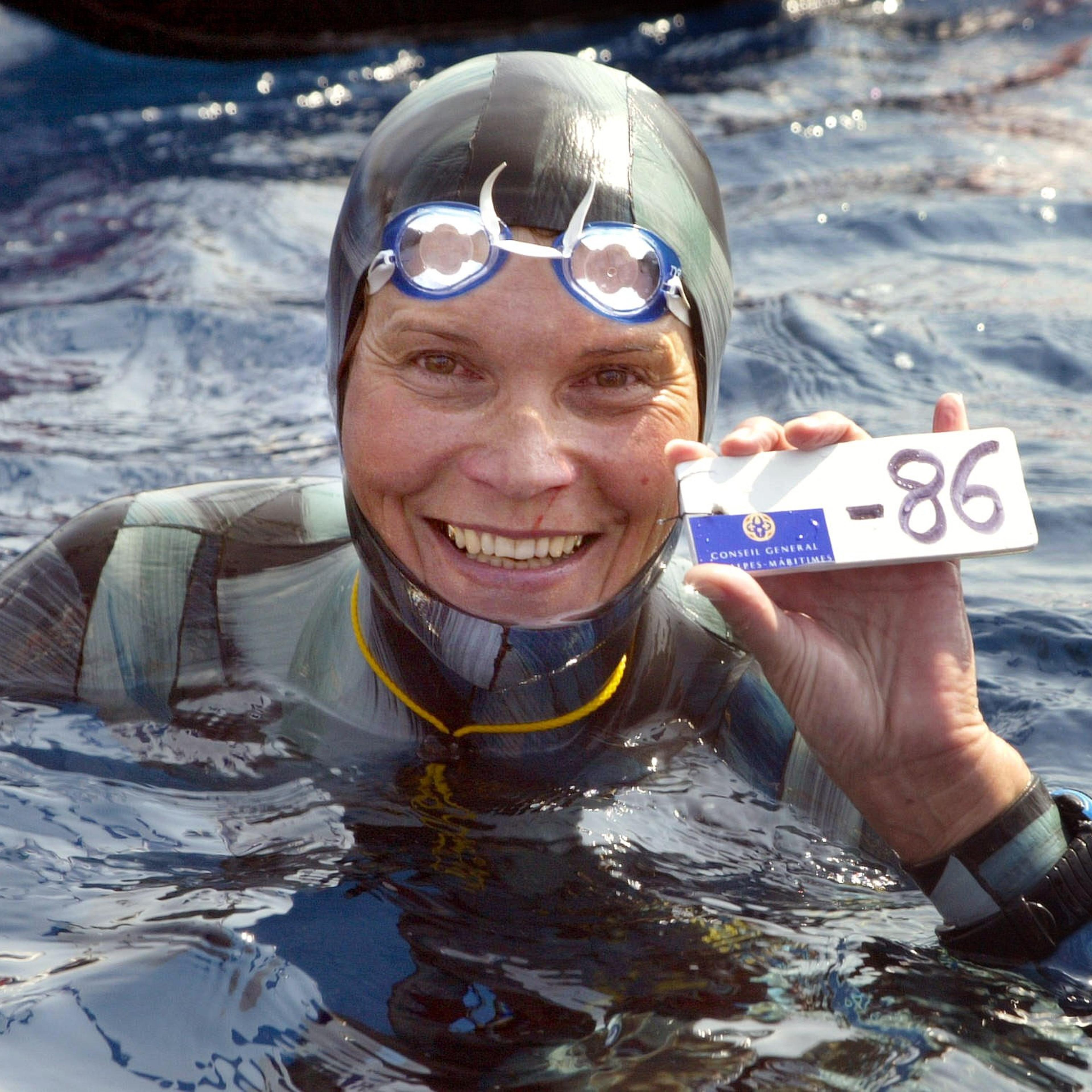 CORR-FRANCE-FREE-DIVING-MOLCHANOVA-WC