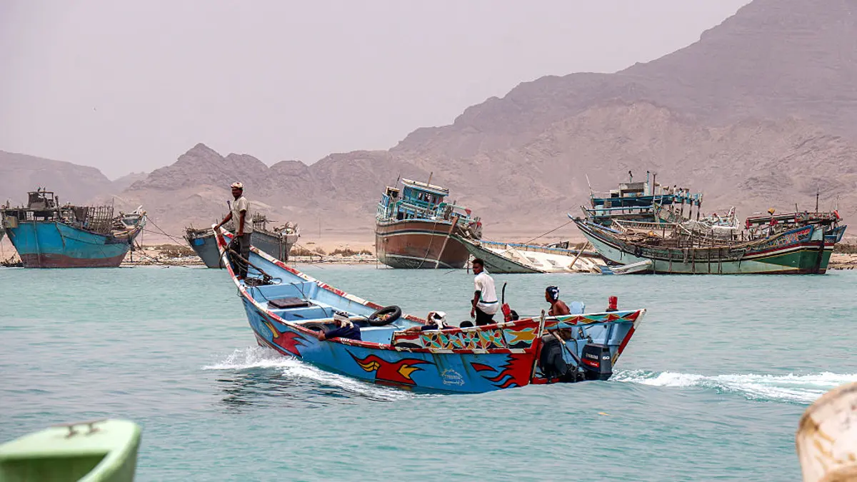 Yemen’s Houthis Reach Strategic Island in Key Shipping Route