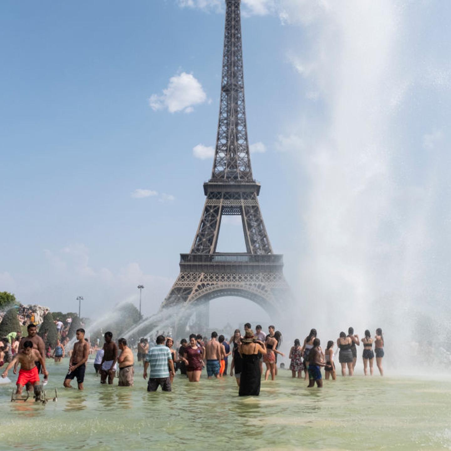 Historic Heat Wave Day In Paris