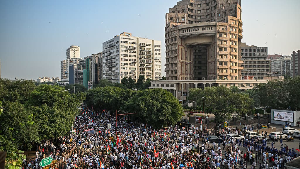 In India, a Dark Shadow Falls on Its Vaunted Elections