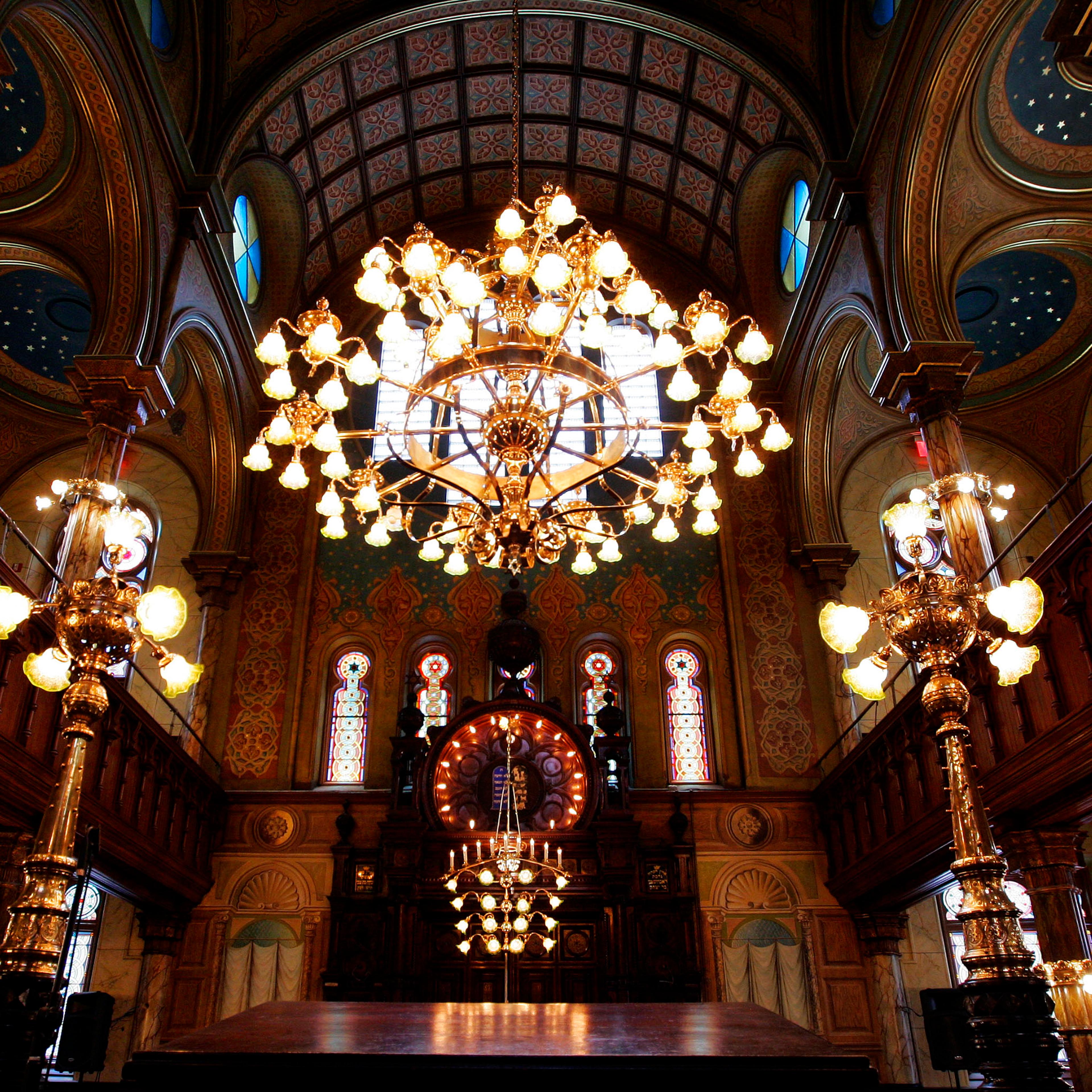 Historic New York City Synagogue Re-Opens Its Doors