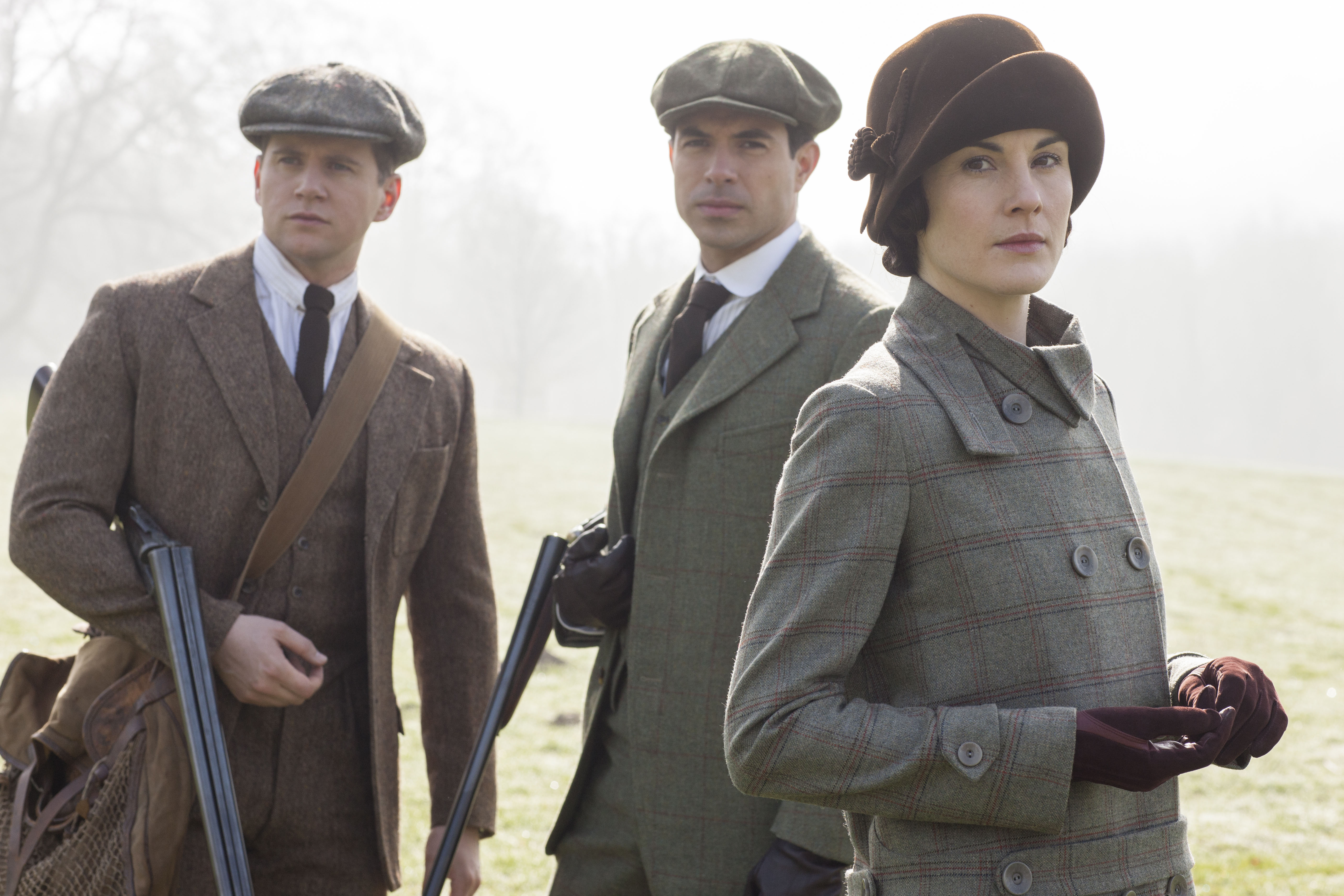Downton Abbey Season 5Premieres Sunday, January 4th, 2015 on MASTERPIECE on PBSShown from left to right: Allen Leech as Tom Branson, Tom Cullen as Lord Gillingham, and Michelle Dockery as Lady Mary(C) Nick Briggs/Carnival Films 2014 for MASTERPIECEThis i
