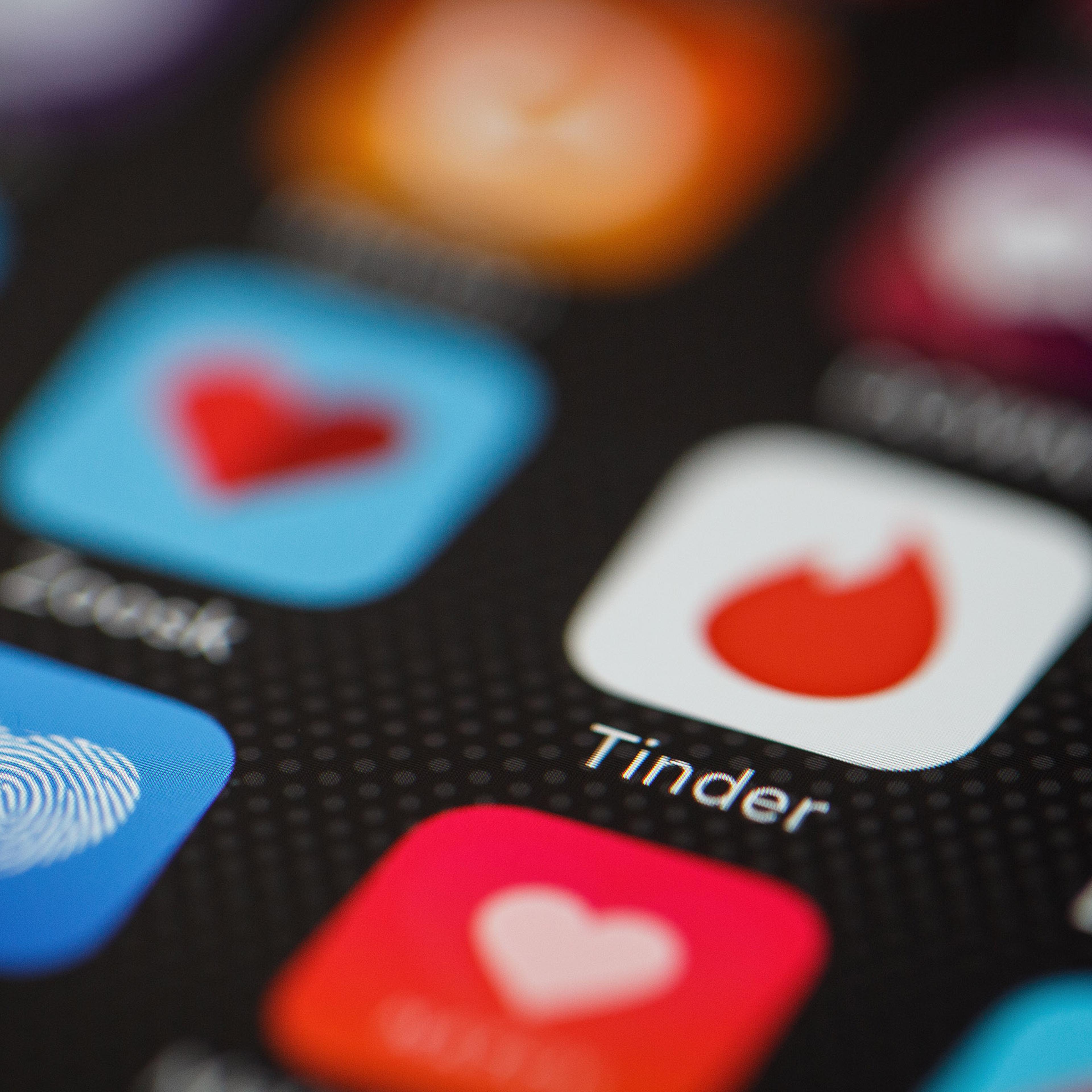 Serial Killer Conviction Prompts Police To Warn Of Dating App Dangers