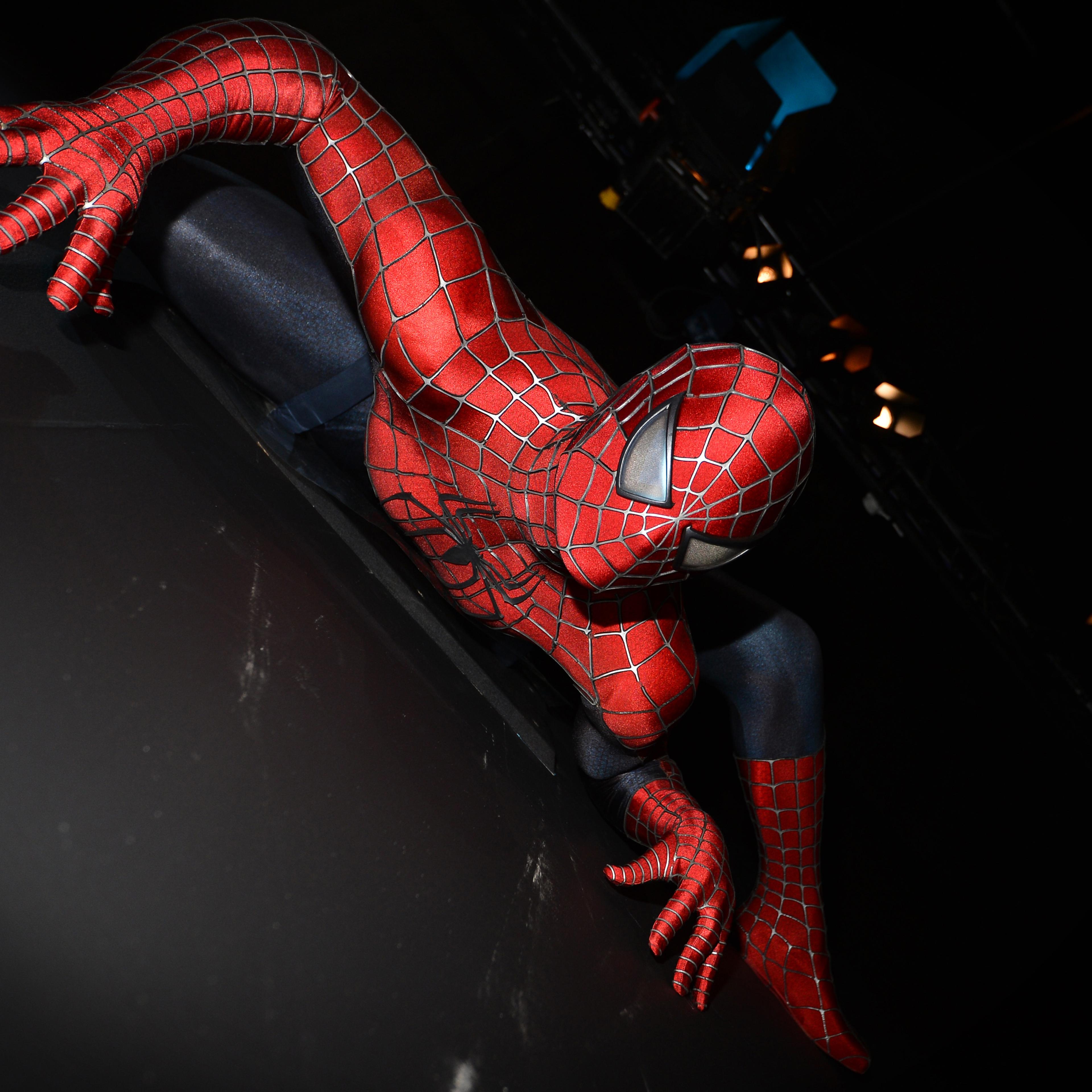 BRITAIN-ENTERTAINMENT-HOLLYWOOD-COSTUME