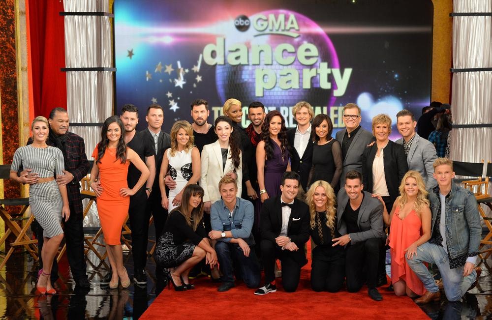 STANDING: EMMA SLATER, BILLY DEE WILLIAMS, DANICA MCKELLAR, VALENTIN CHMERKOVSKIY, SEAN AVERY, CANDACE CAMERON BURE, MAKSIM CHMERKOVSKIY, MERYL DAVIS, NENE LEAKES, TONY DOVOLANI, SHARNA BURGESS, CHARLIE WHITE, CHERYL BURKE, DREW CAREY, DIANA NYAD, HENRY 