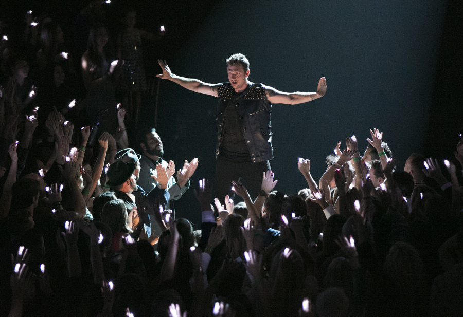 NICK CARTER
