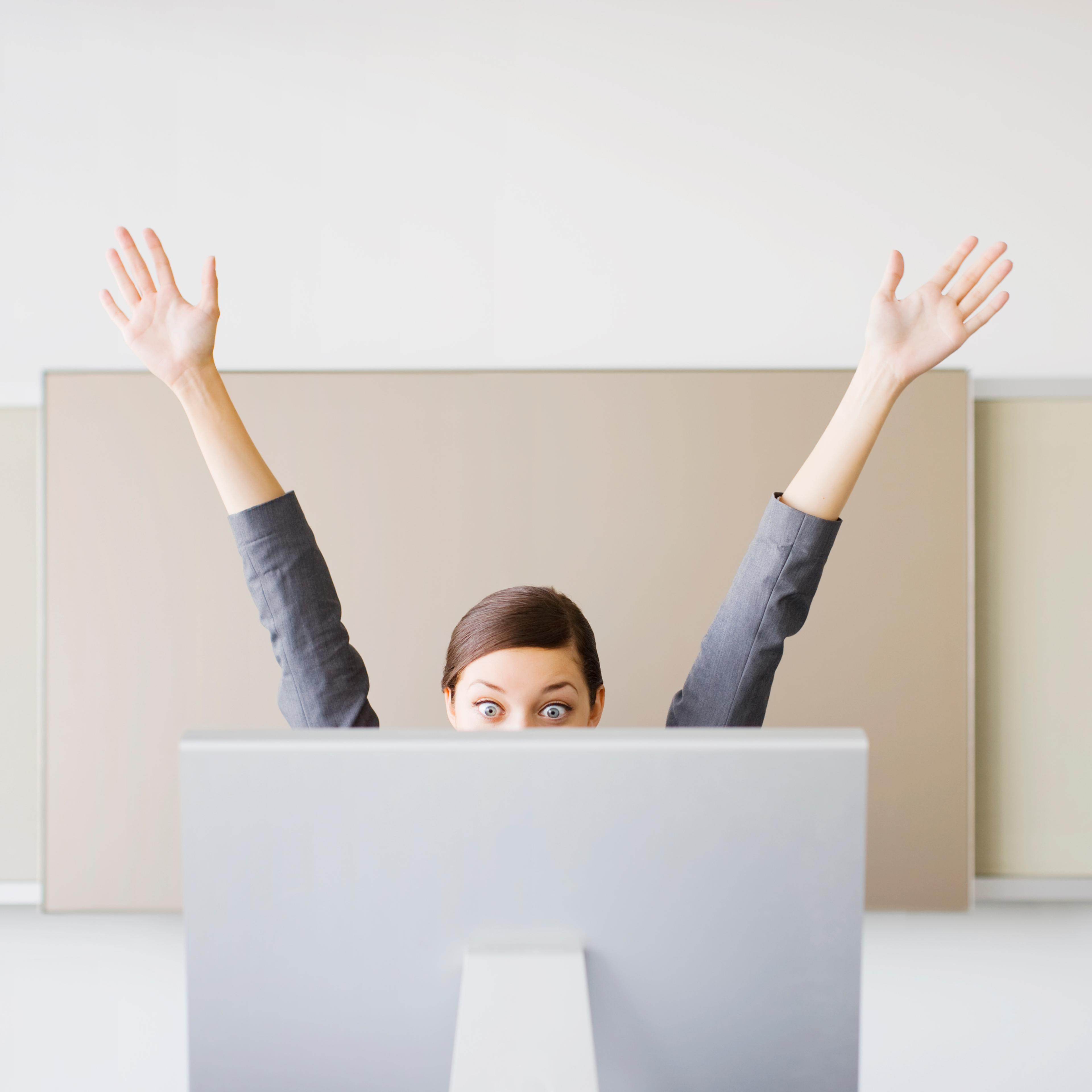 business-woman-cheering