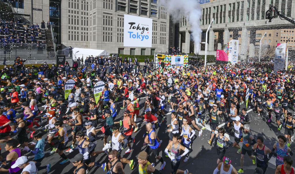 Runners set off from the Tokyo metropolitan government building for the Tokyo Marathon on March 3, 2024.