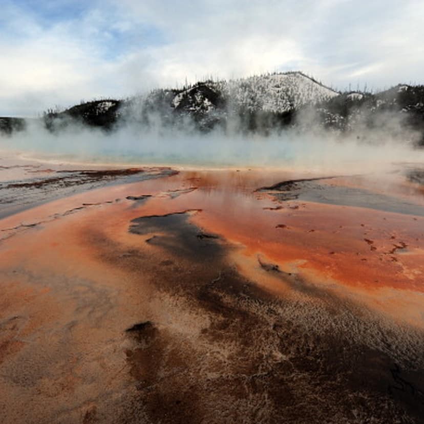 View of the 'Grand Prismatic' hot spring