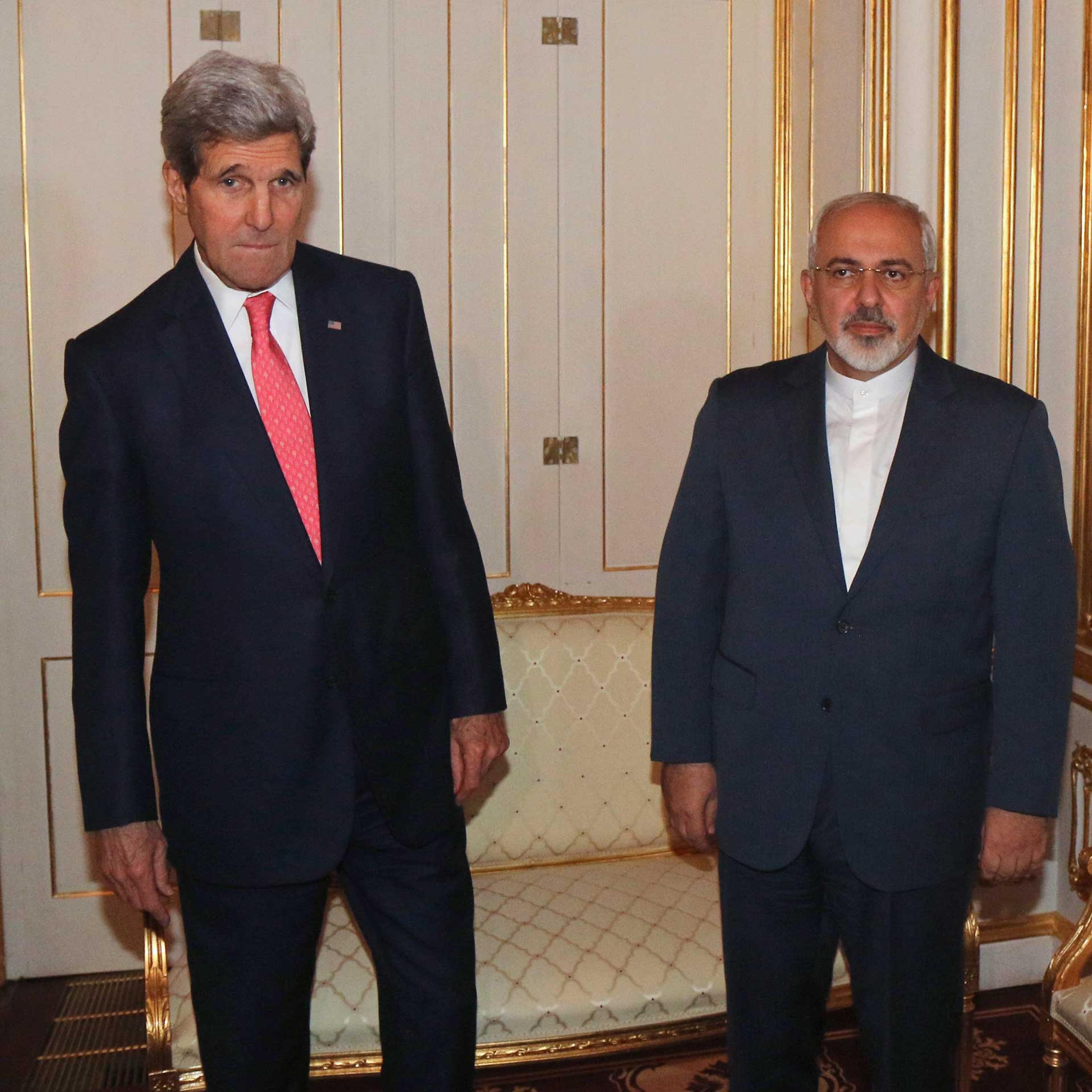 Secretary of State John Kerry and Iranian Foreign Minister Javad Zarif before a meeting in Vienna, Nov. 23, 2014.