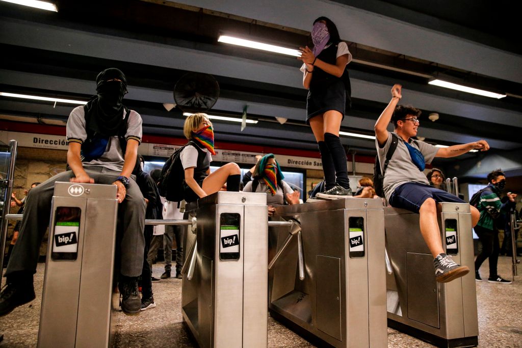chile subway protest