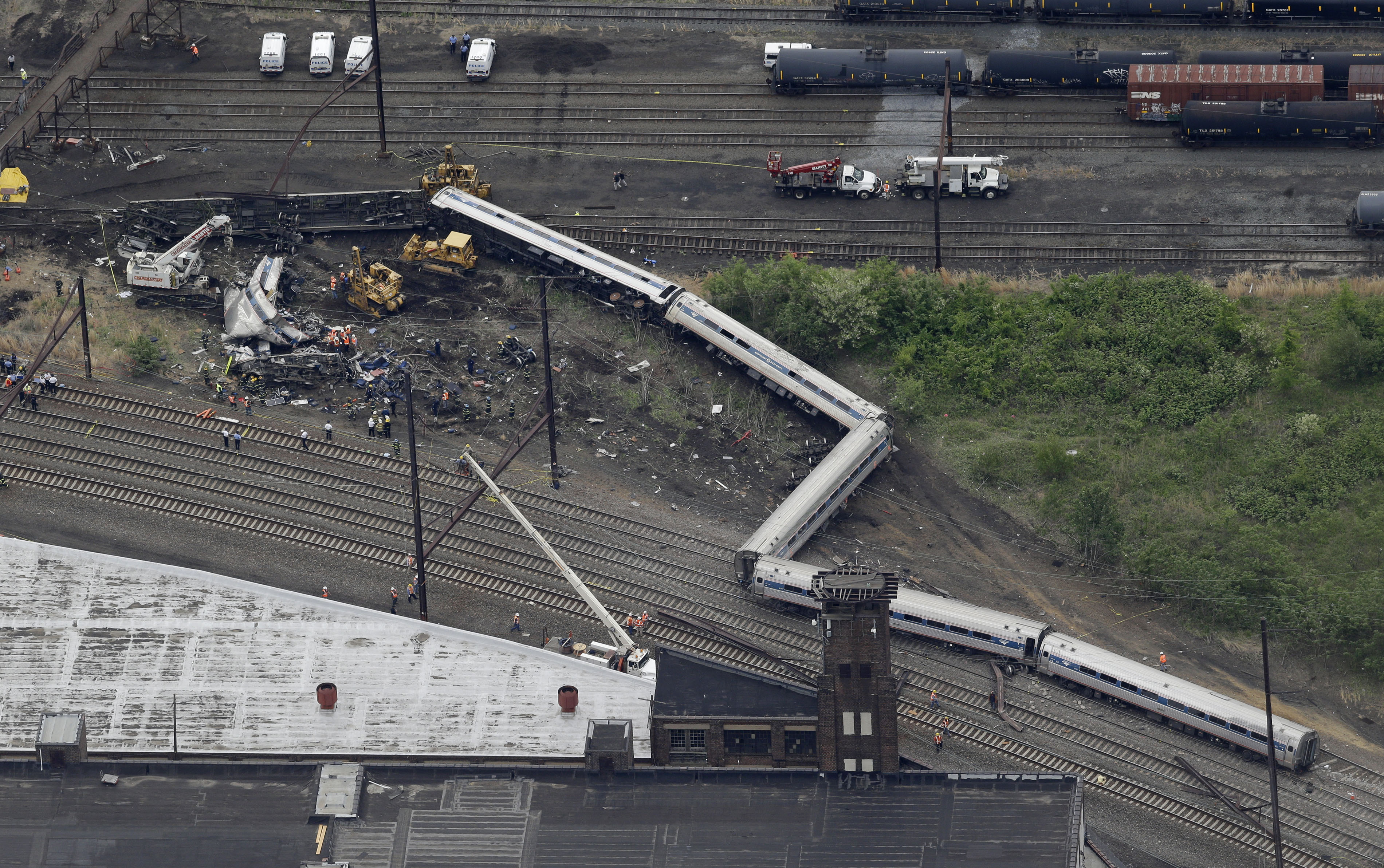 APTOPIX Amtrak Crash