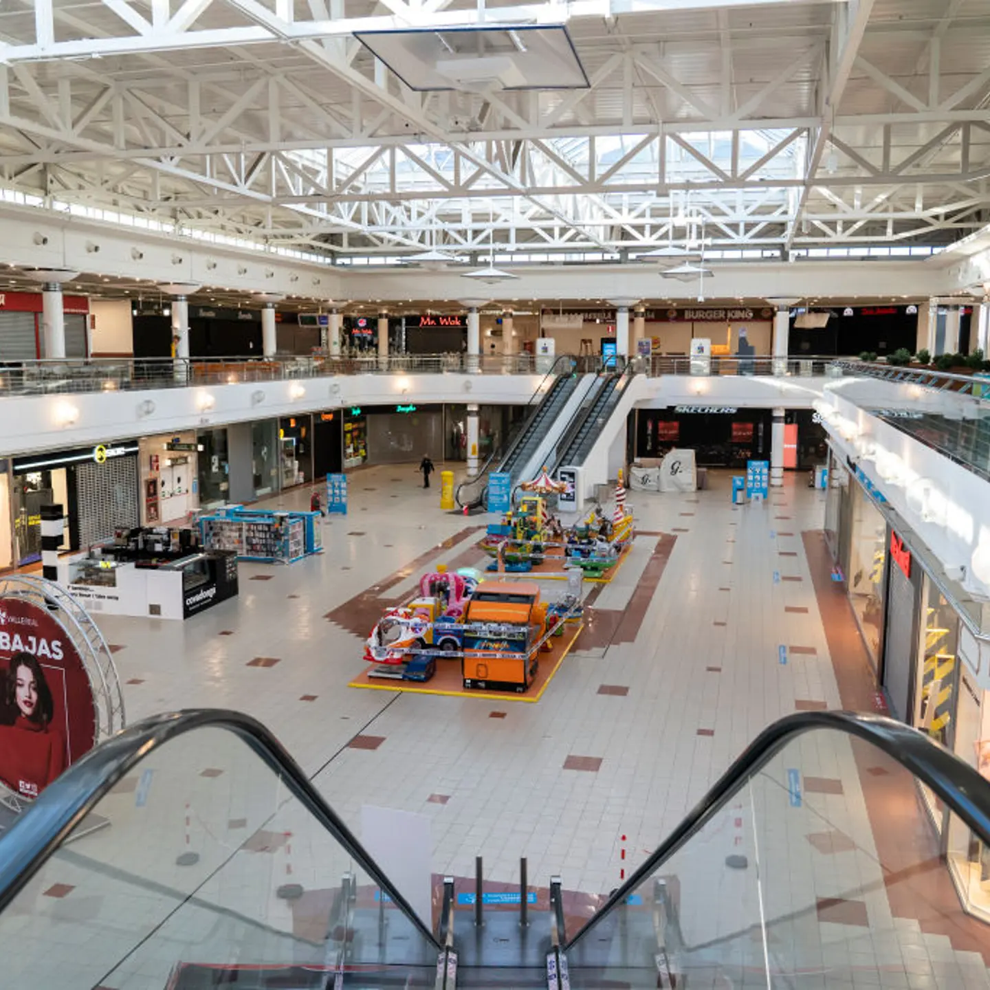 Closure Of Shopping Centers Due To COVID-19 In Santander