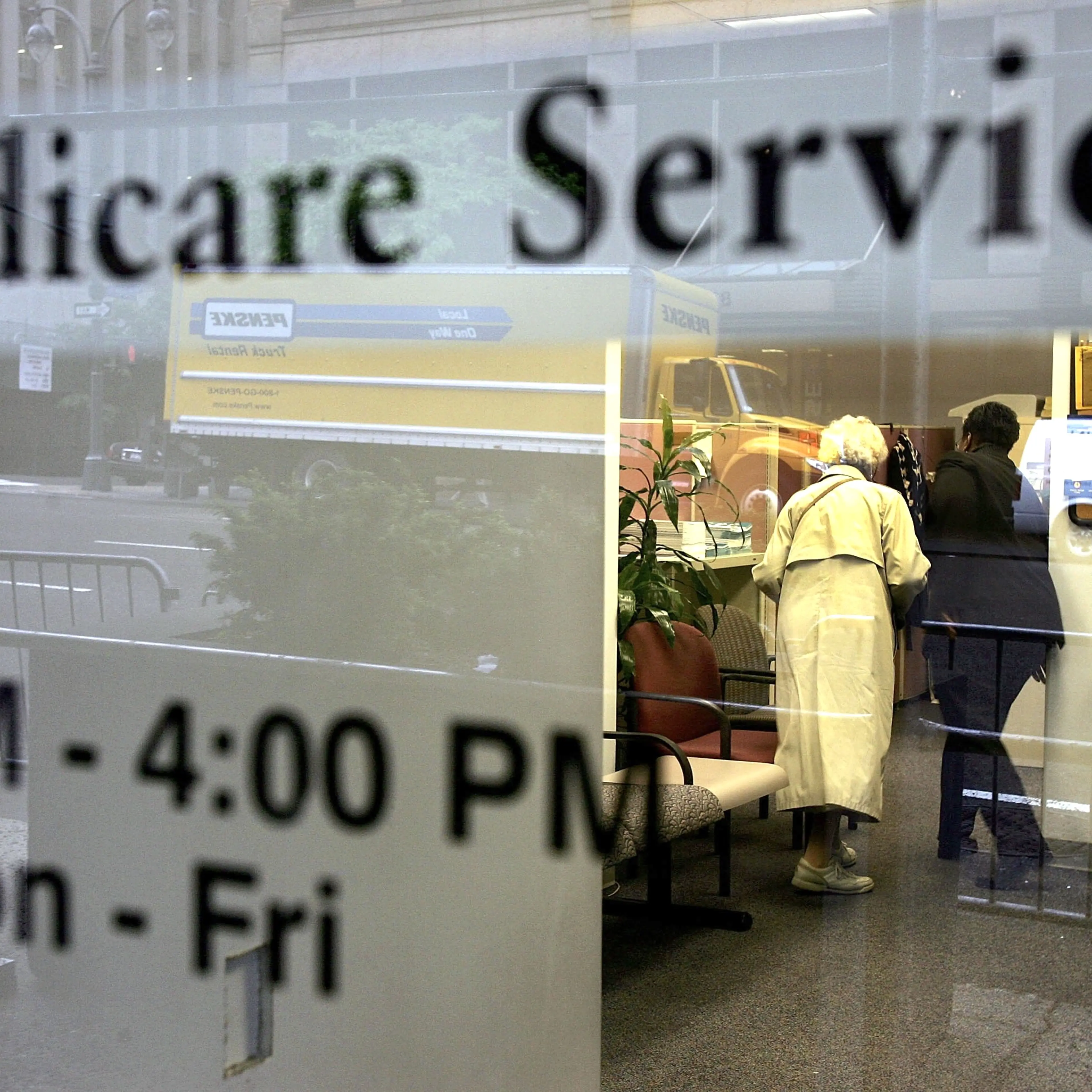 Seniors Rush To Register For Medicare Part D Plan Before Deadline