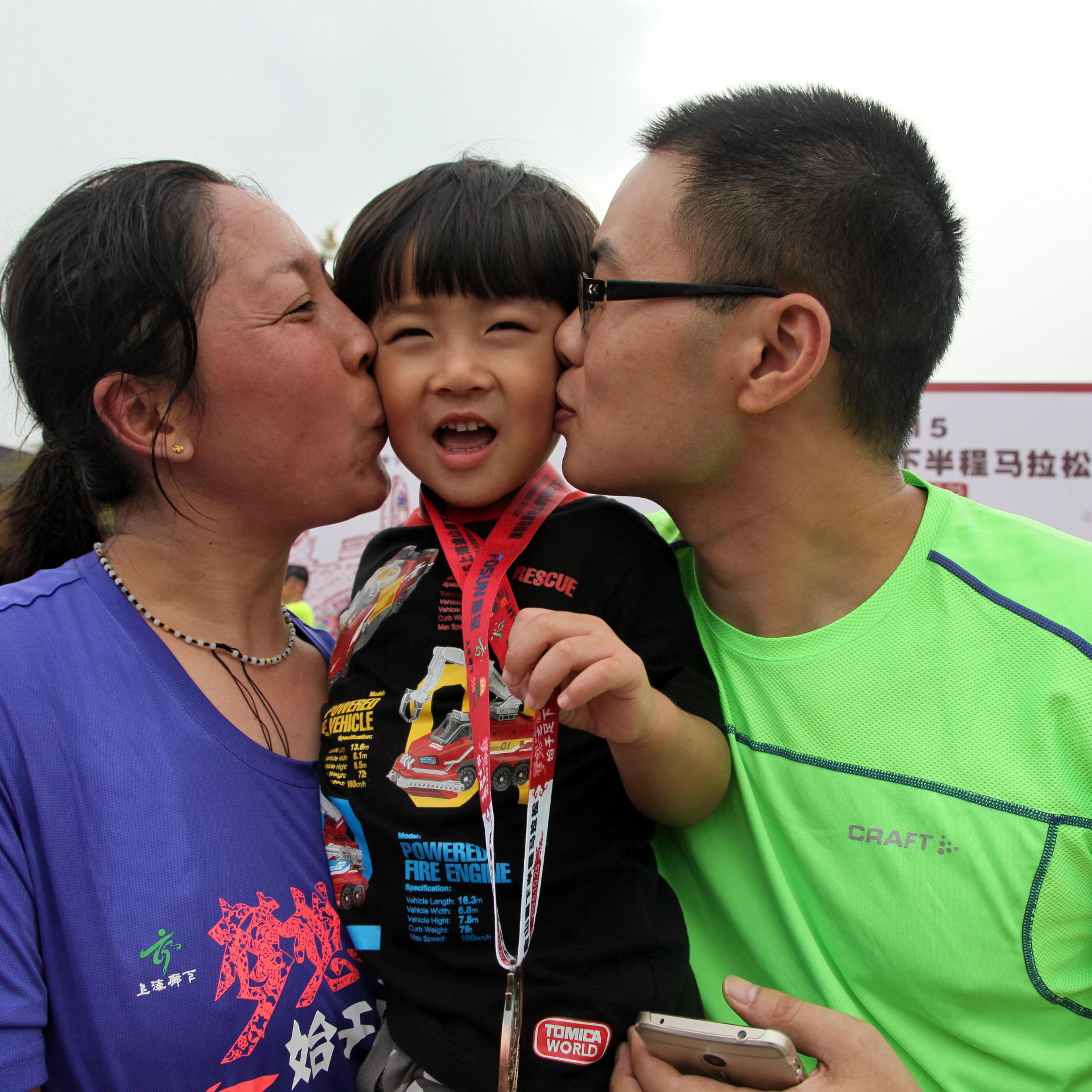 China ends one-child policy