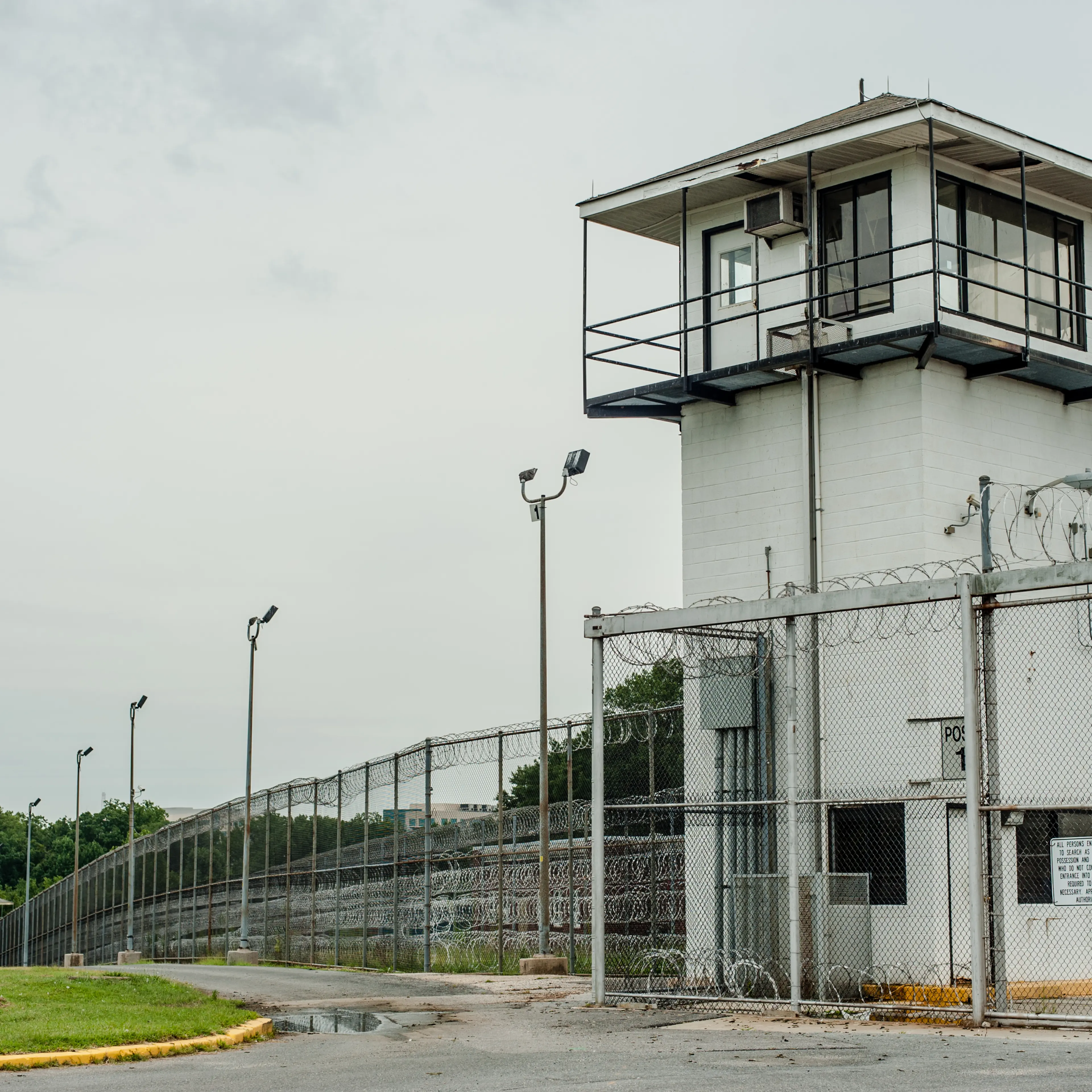 Stephen Moyer, Secretary of the Maryland Dept of Public Safety and Correctional Services, tours the Correctional Institution for Women with the warden, Margaret Chippendale.