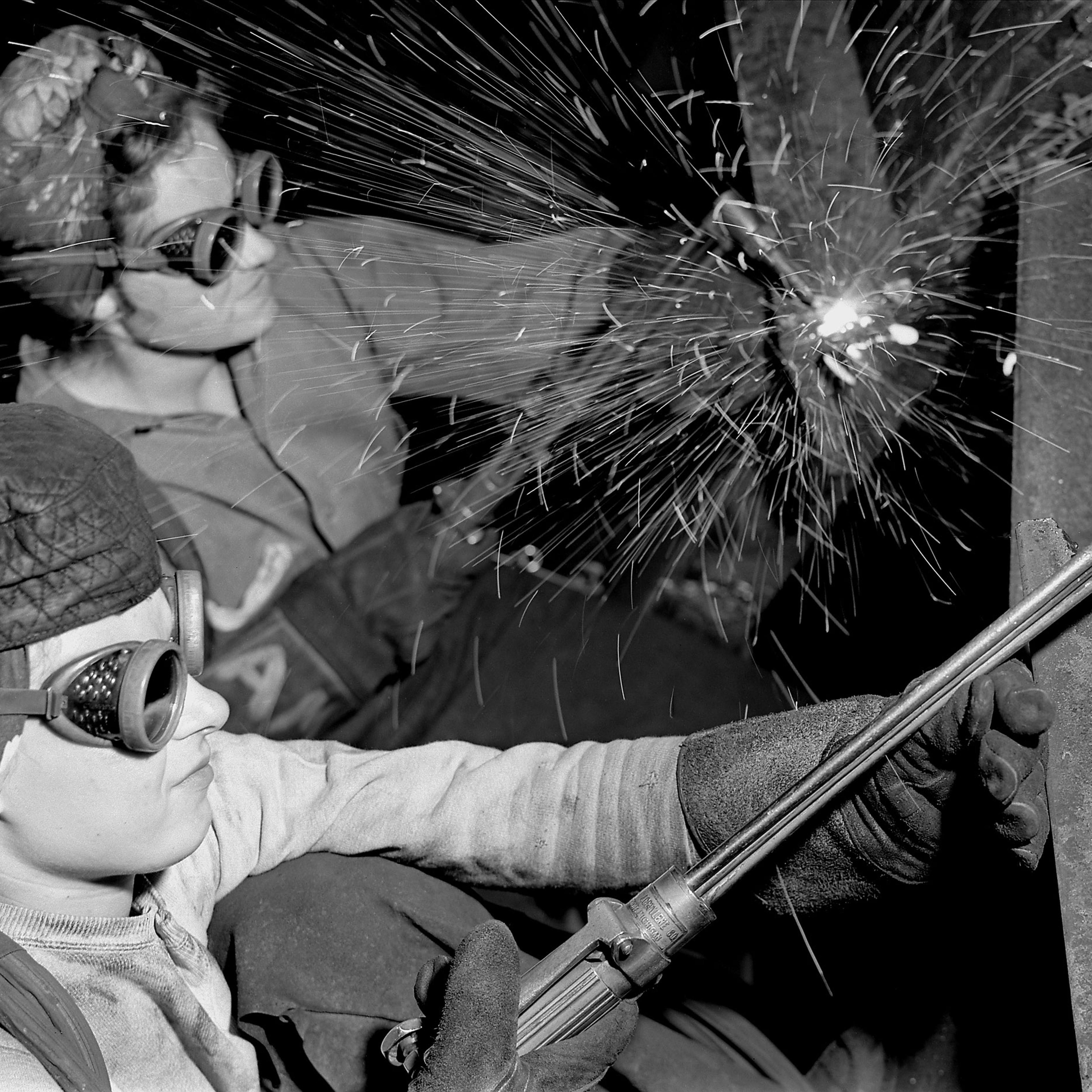 Women welders, Gary, Ind., 1943.