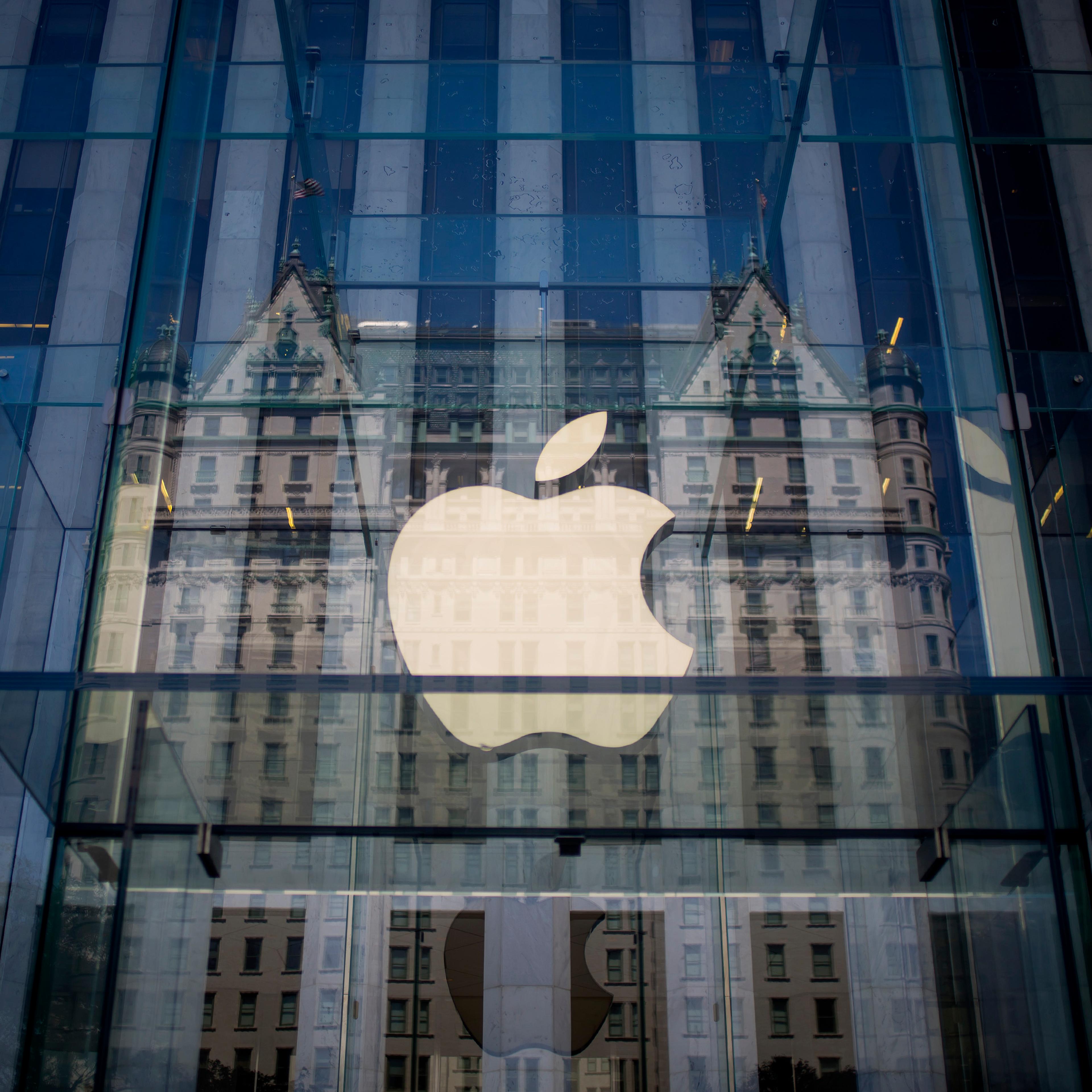 Apple Watch Available at Retail Locations