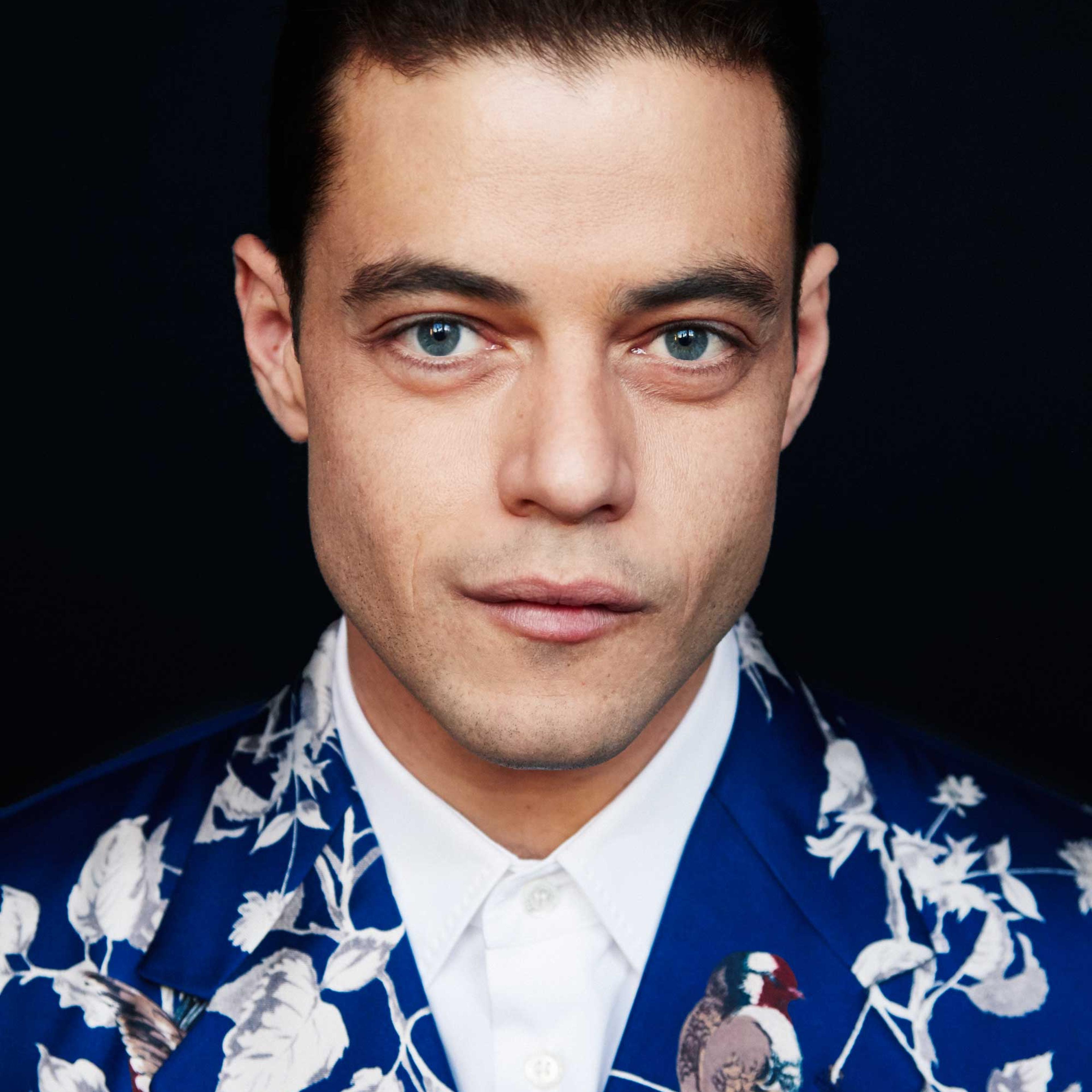 mr-robot-rami-malek-erik-madigan-heck-usa-hacking-computers-code