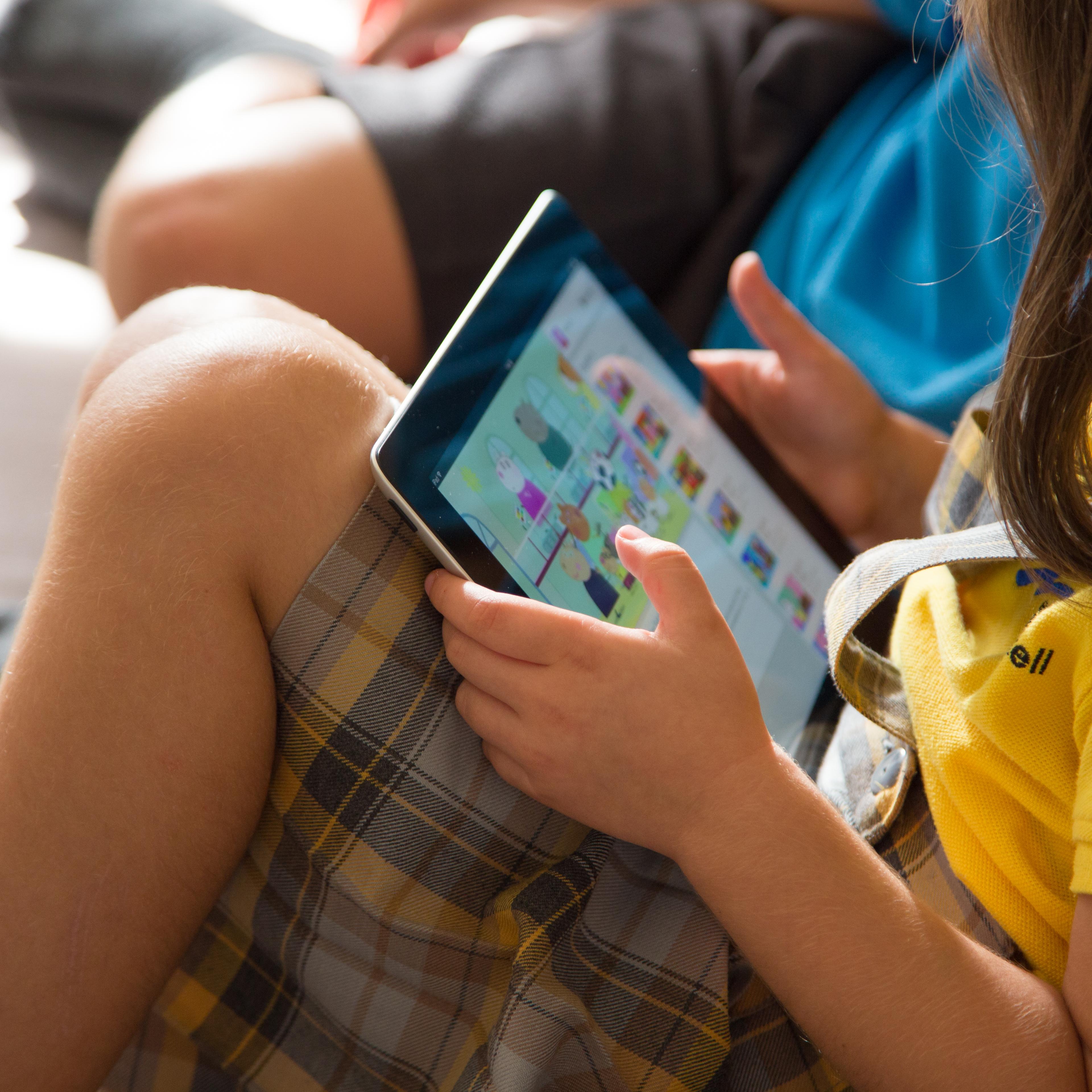 Kids Mobile Device Hours