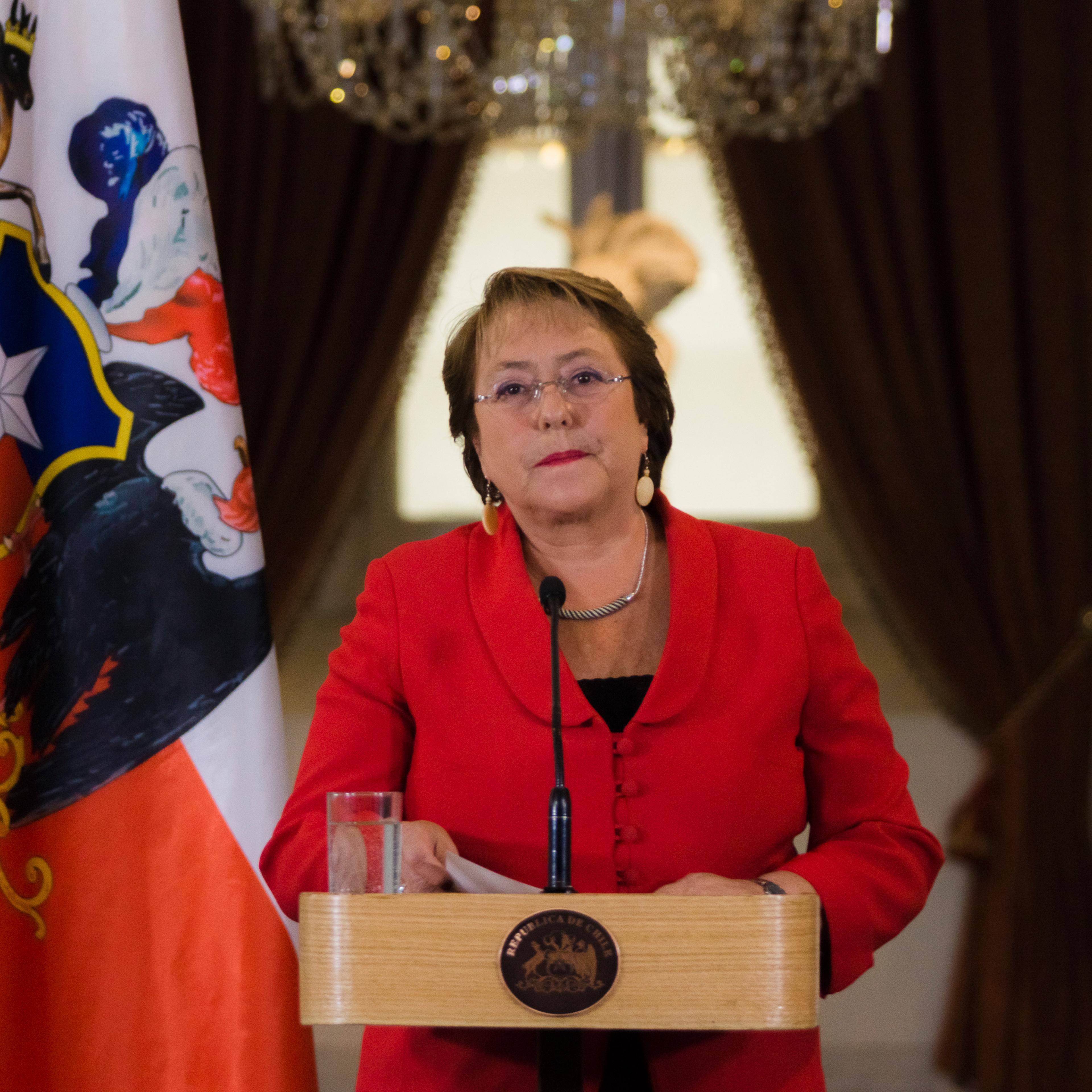 President Michelle Bachelet speaks during a press conference in Santiago, Chile, on Jan. 29, 2016.