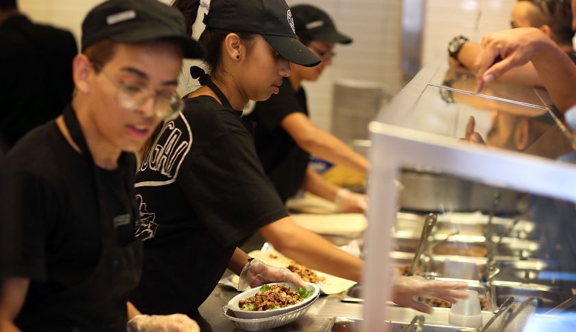Chipotle Becomes First Non-GMO US Restaurant Chain