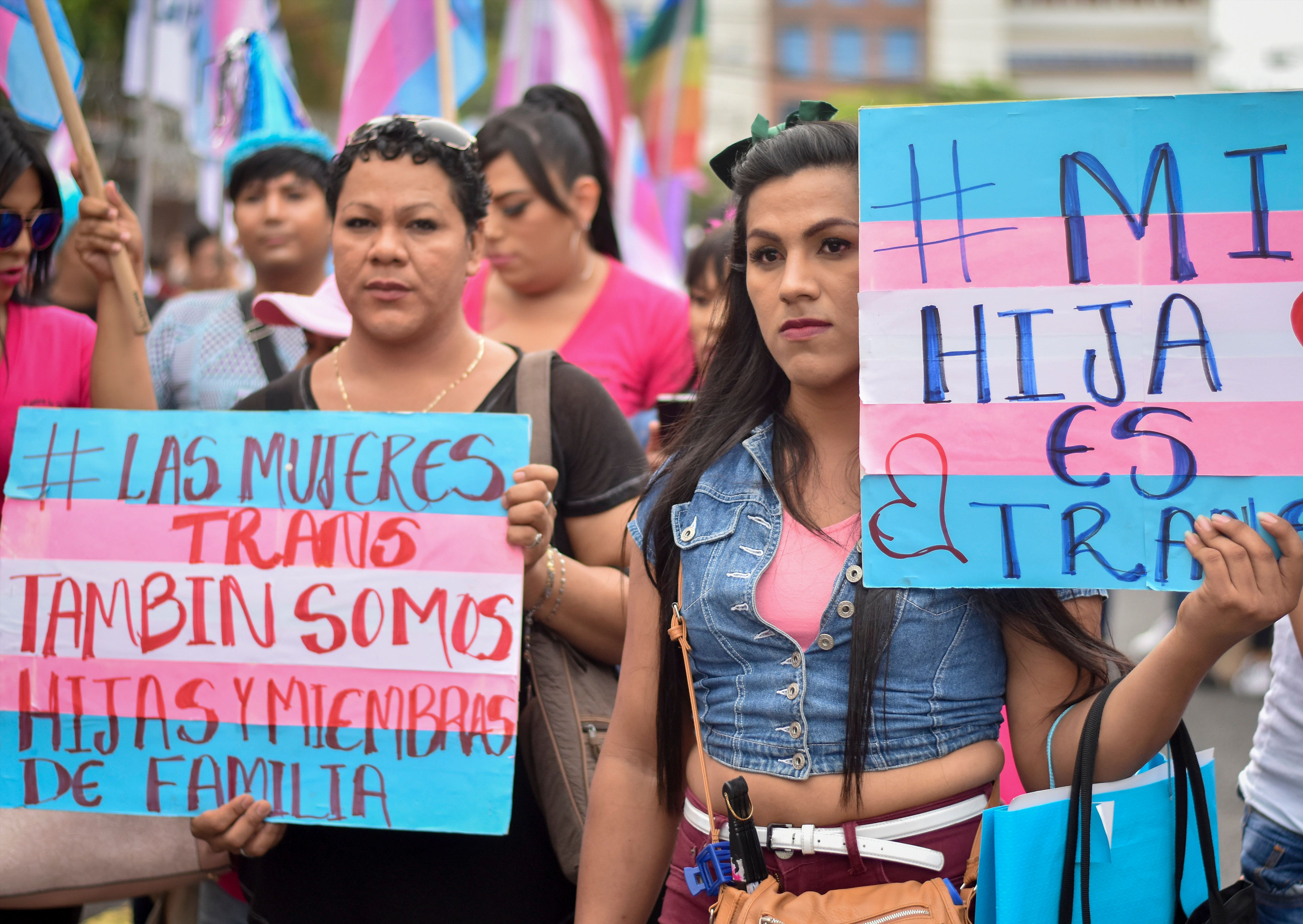 TOPSHOT-ELSALVADOR-HOMOPHOBIA-MARCH