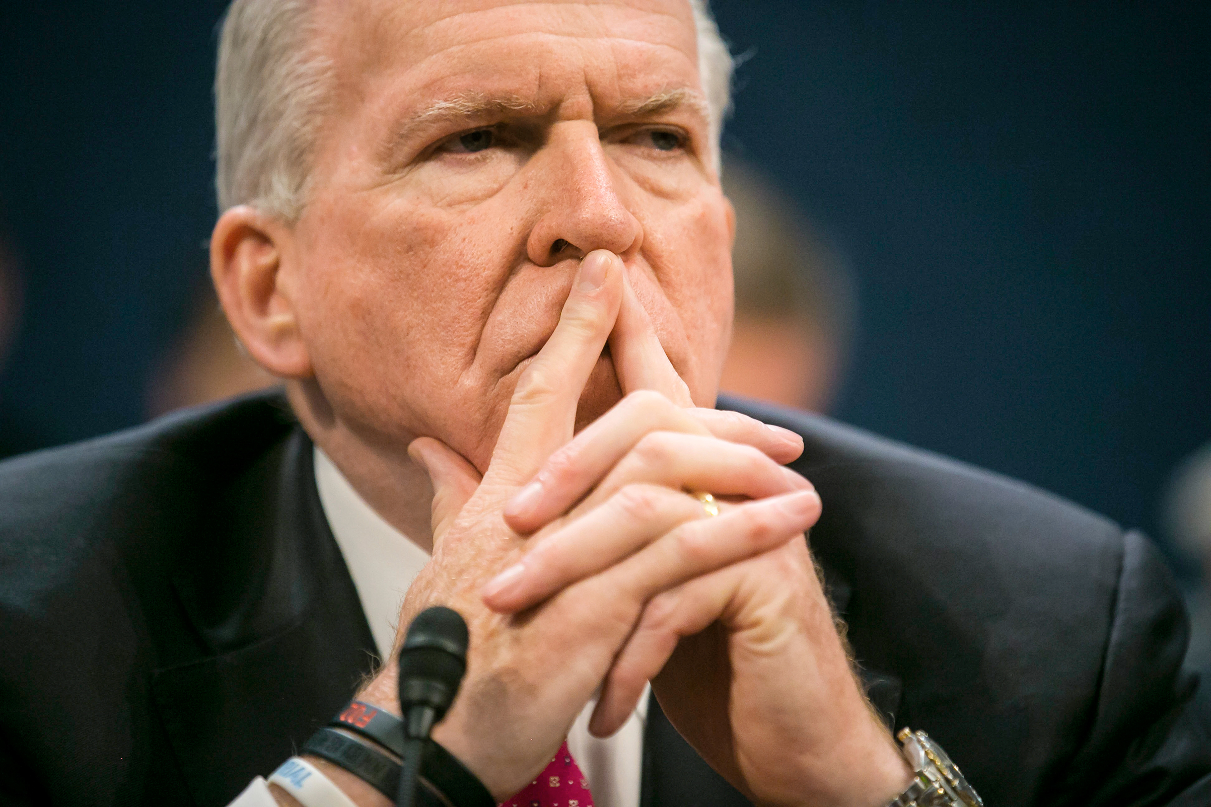 trump-allies-stumble-russia-probes-move-closer-white-house