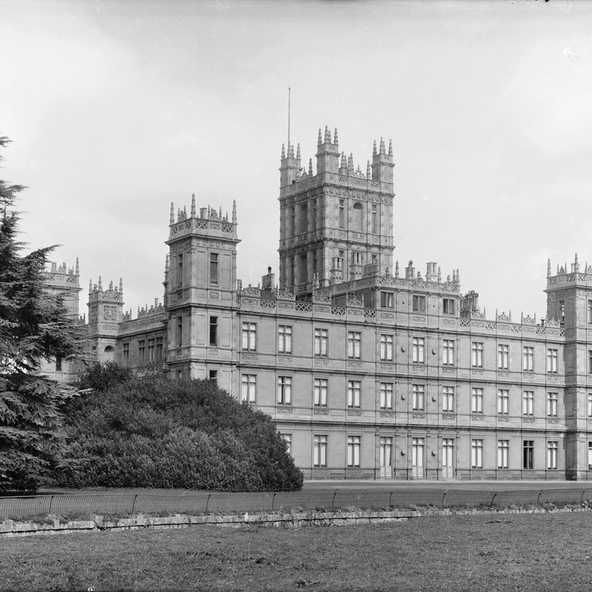 Highclere Castle, Highclere, Hampshire, c1860-c1922. Artist: Henry Taunt
