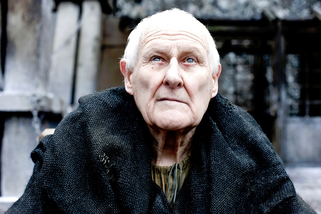 Peter Vaughan as Maester Aemon
