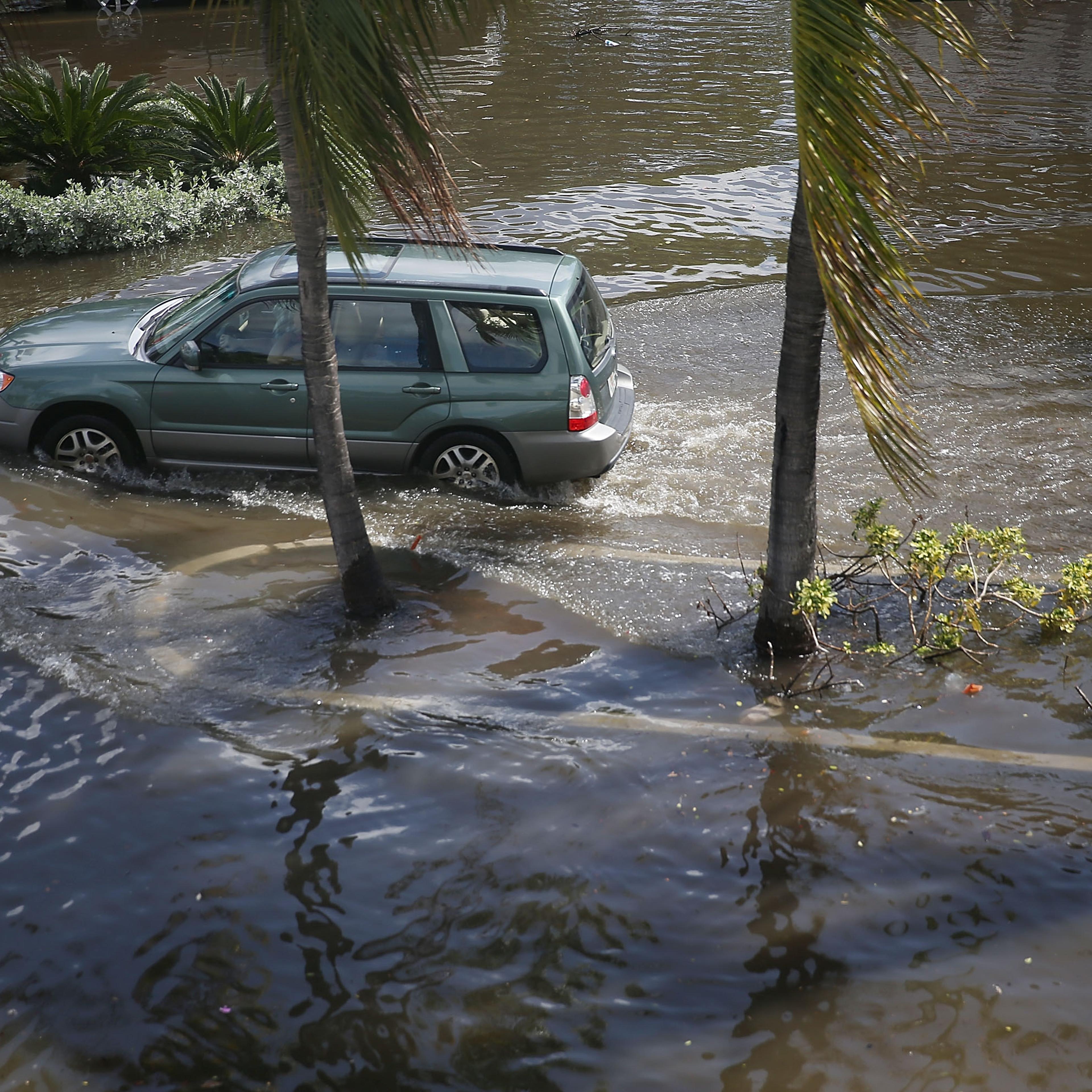 Rising Sea Levels, Full Moon, High Tide Cause Flooding In Miami Beach
