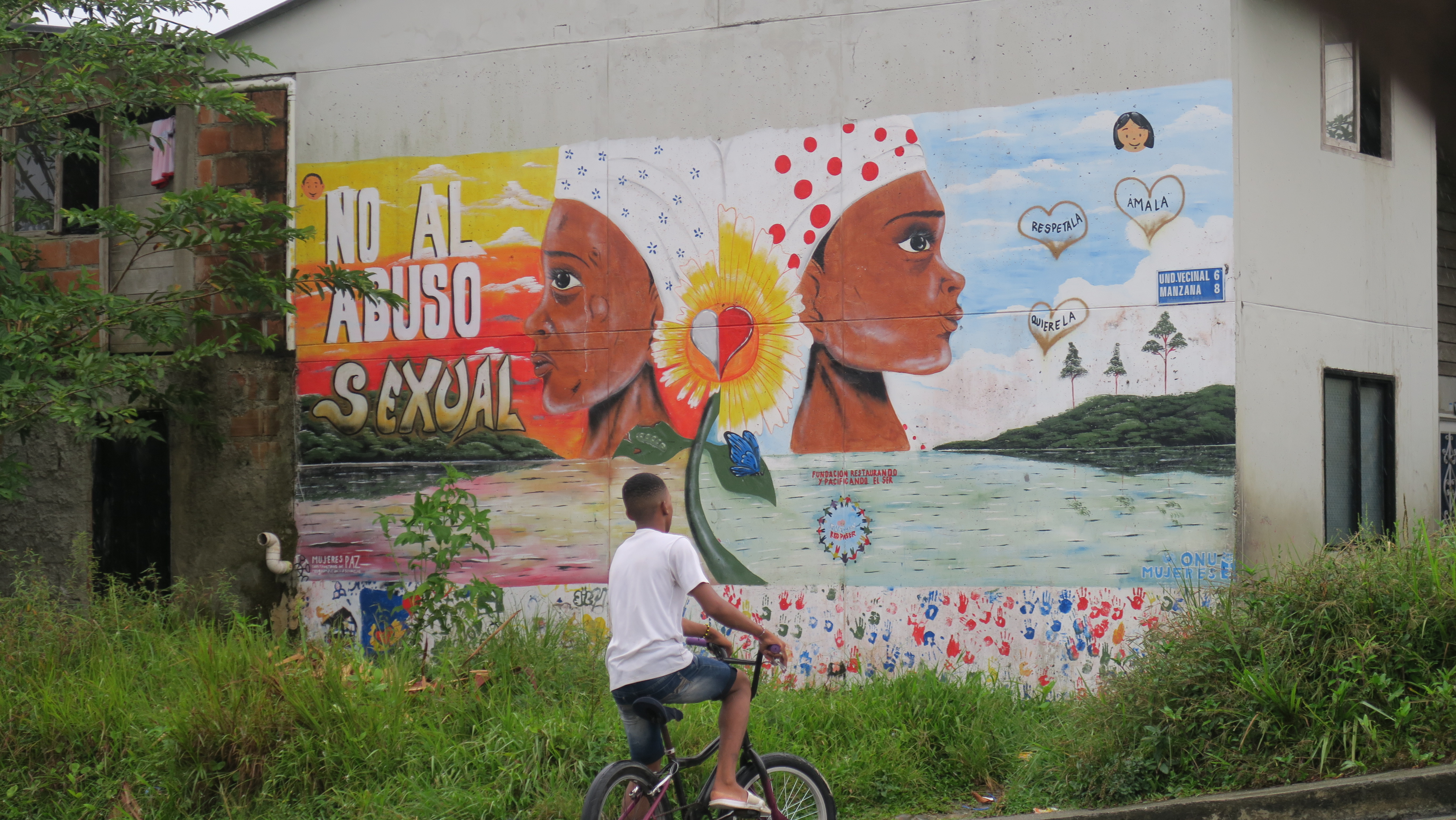 	A mural against sexual violence in Buenaventura, Colombia. Local human rights defenders say paramilitaries use sexual violence and femicide as systematic tools to control their territories.