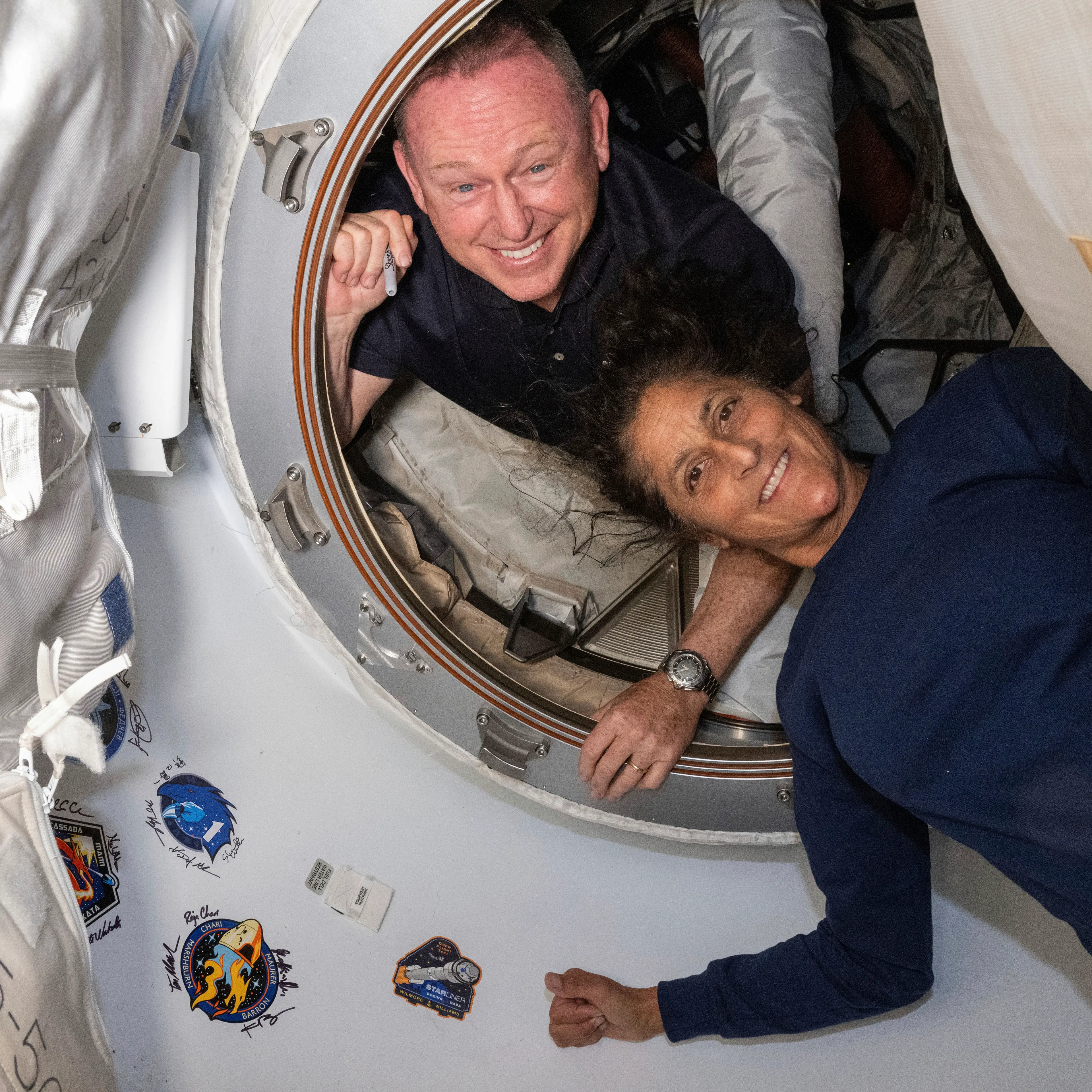NASA Stuck Astronauts