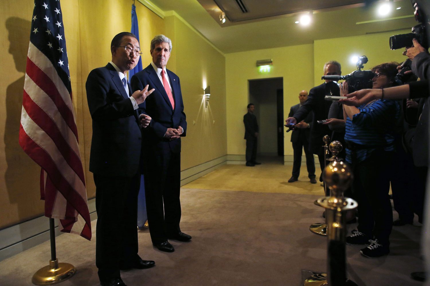 U.S. Secretary of State John Kerry and U.N. Secretary General Ban Ki-Moon speak to reporters in Cairo