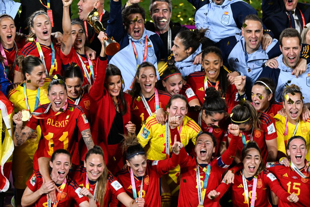 FBL-WC-2023-WOMEN-MATCH64-ESP-ENG-PODIUM