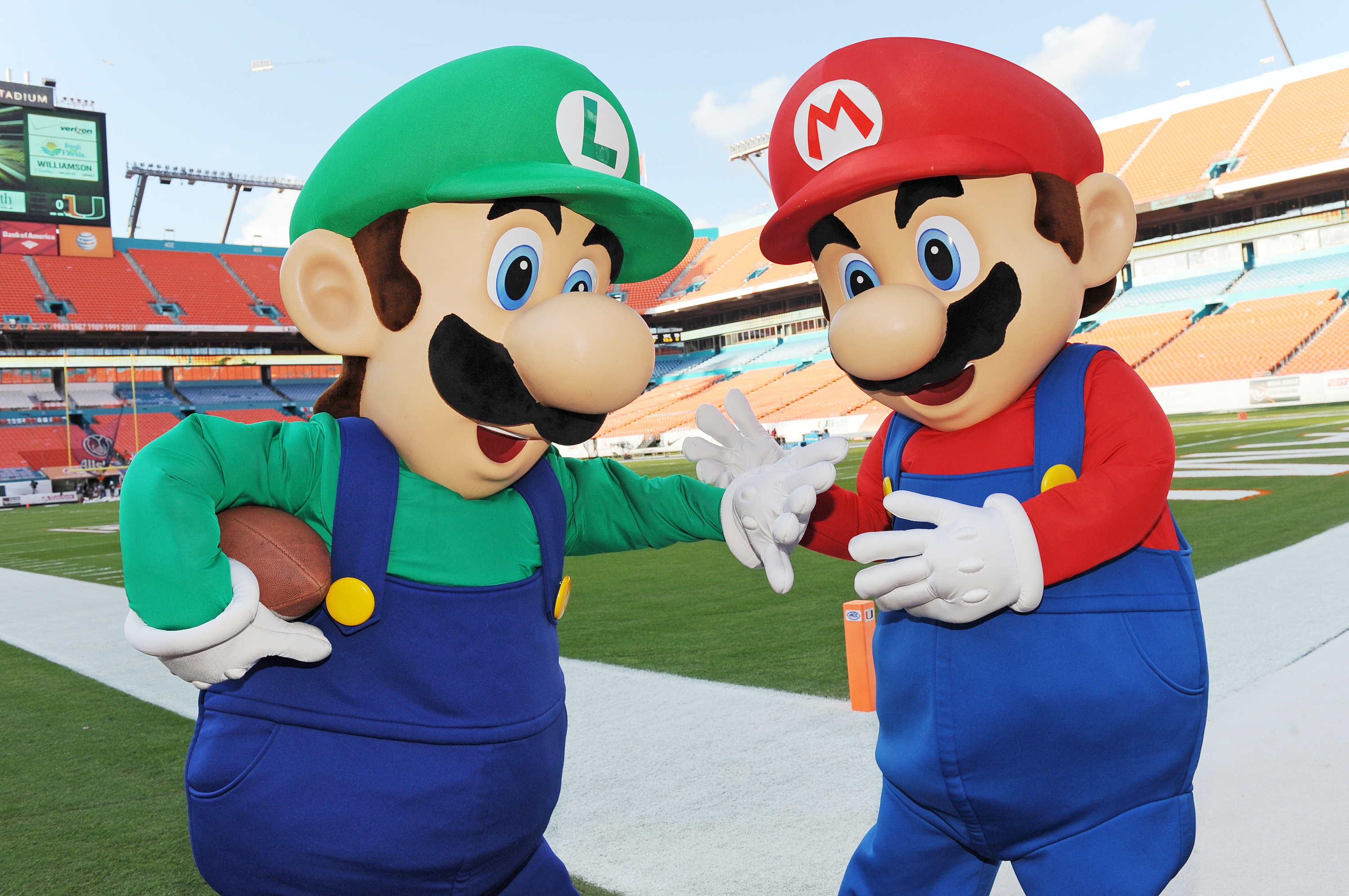 Mario , Luigi