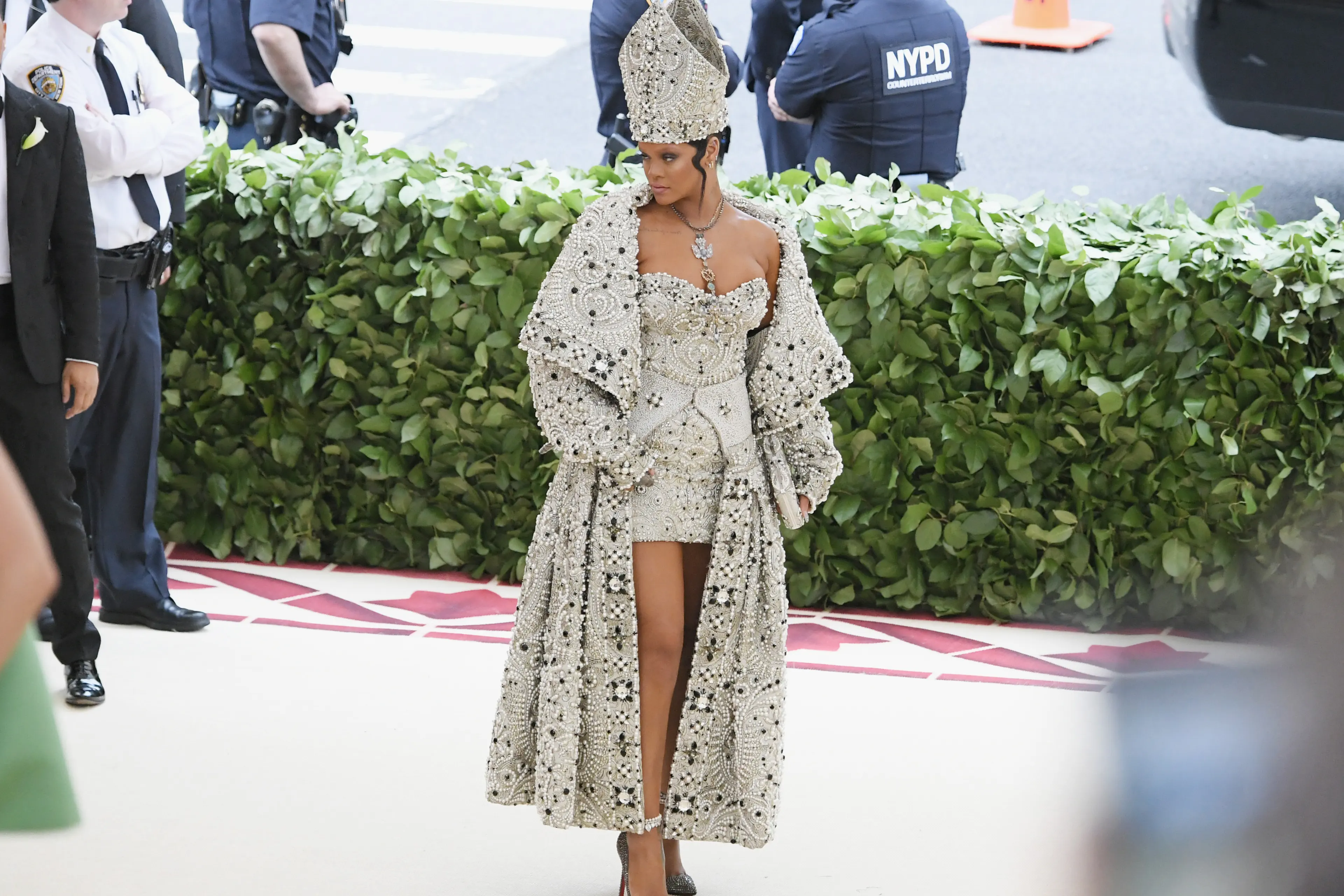 gala red carpet dresses Anna Wintour Predicts the #1 Met Gala Red Carpet Trend