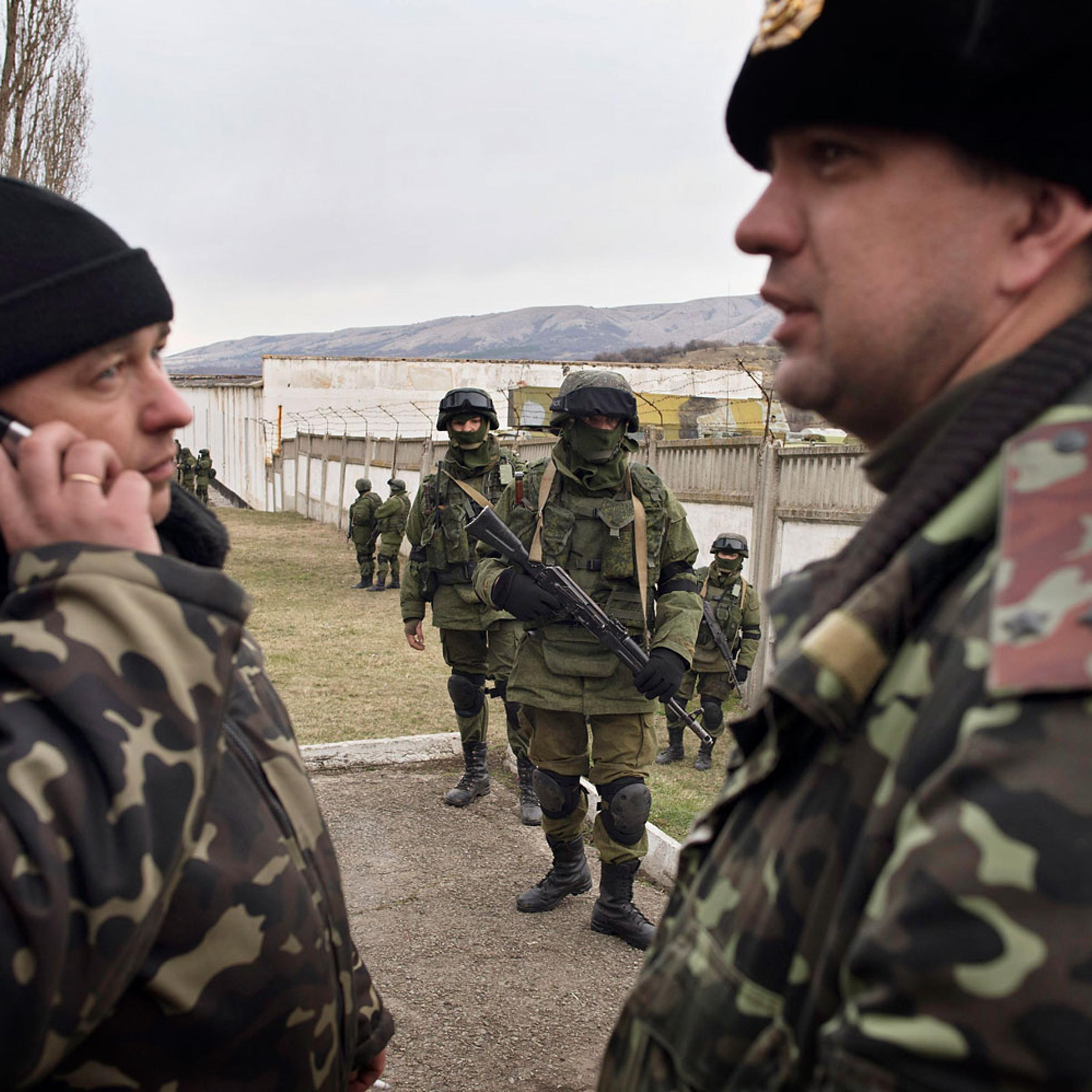 SIMFEROPOL, Ukraine March 03 2014The Ukrainian commander, Col. Sergei Starozhenko, 38, told reporters the unmarked troops had arrived about 5 a.m. and “they want to block the base.” He said he expected them to bring reinforcements and call for talks. Ask