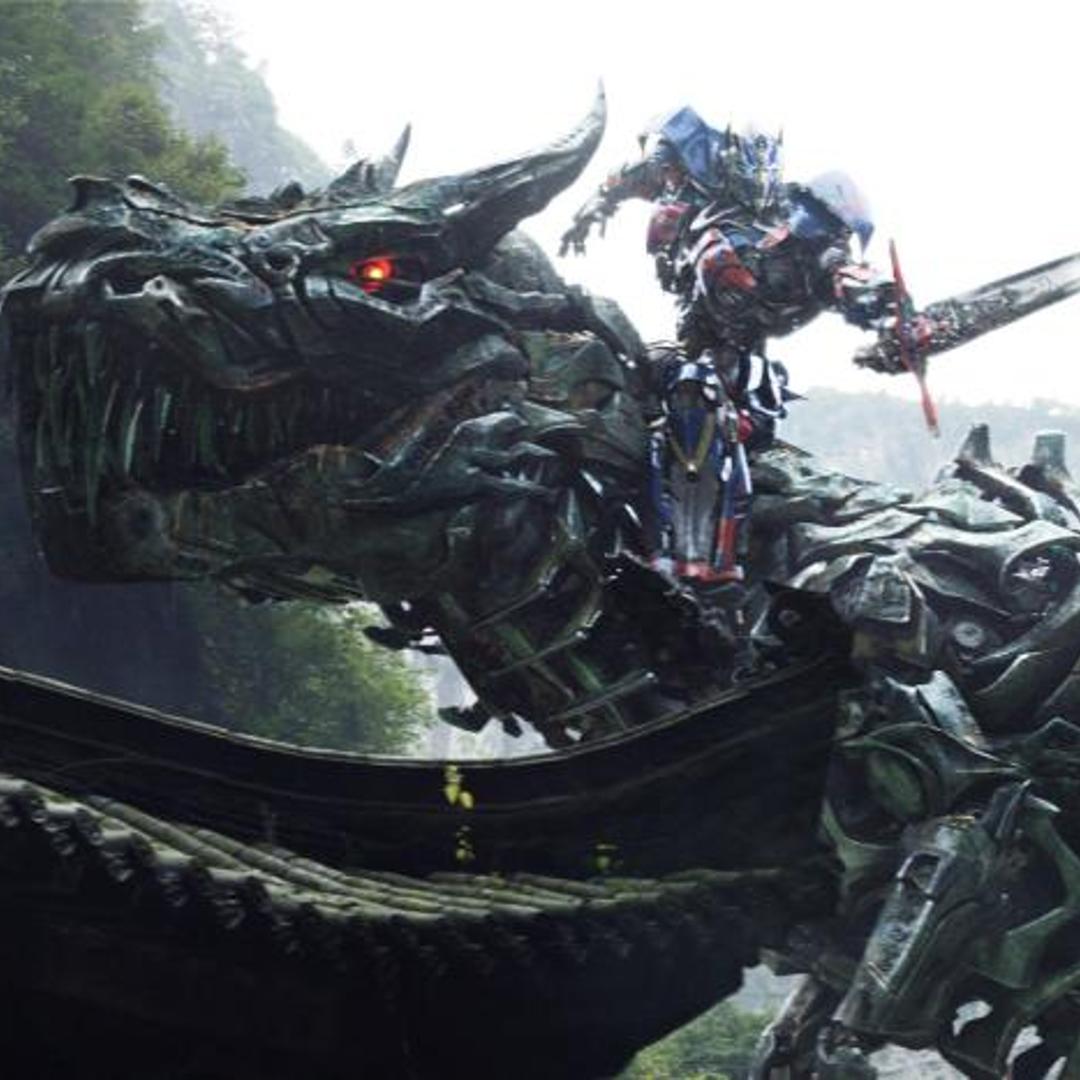 A scene from TRANSFORMERS: AGE OF EXTINCTION.