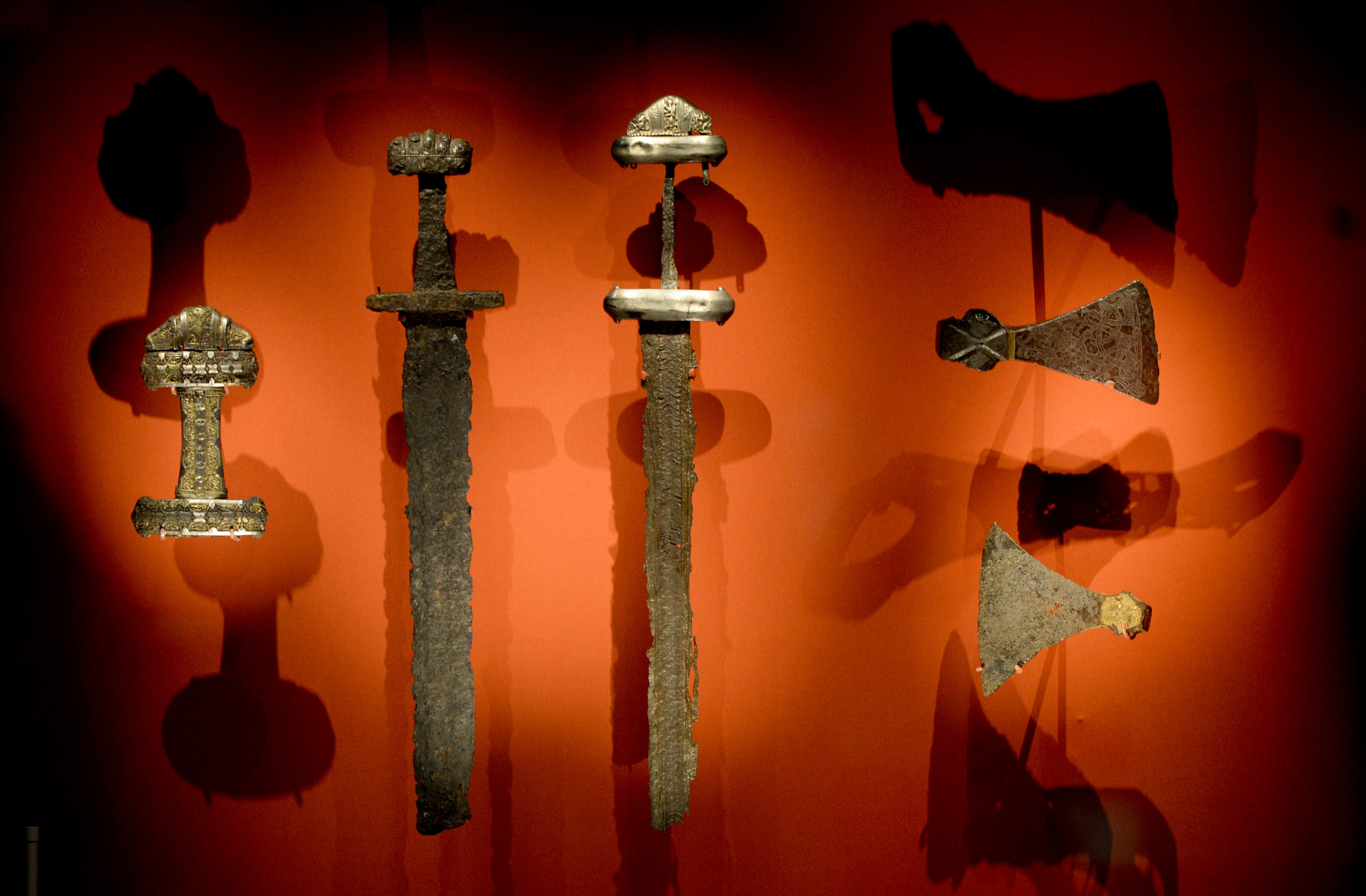 8-Year-Old Swedish-American Finds Pre-Viking Sword in a Lake